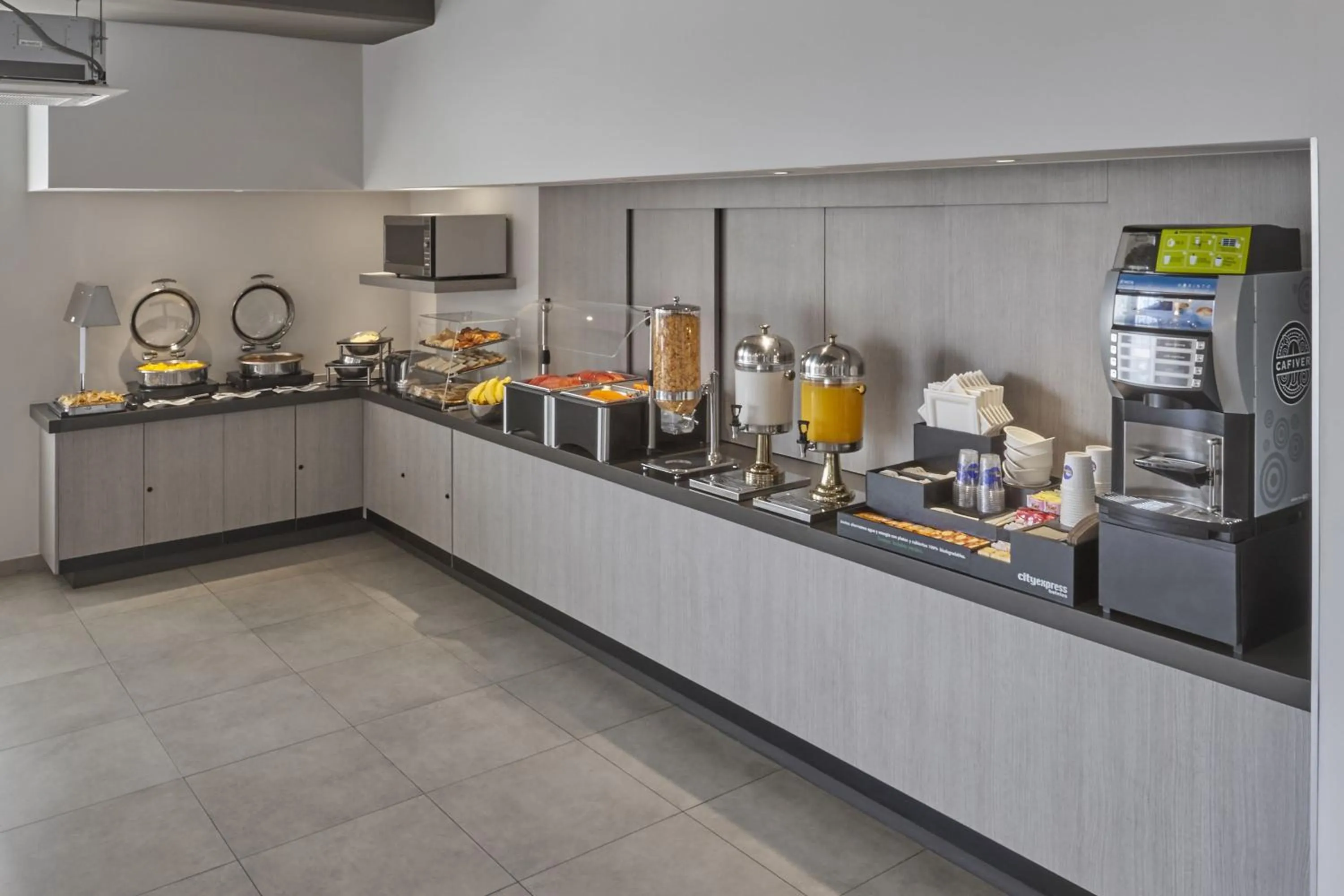 Breakfast in City Express Junior by Marriott Ciudad de México Sullivan