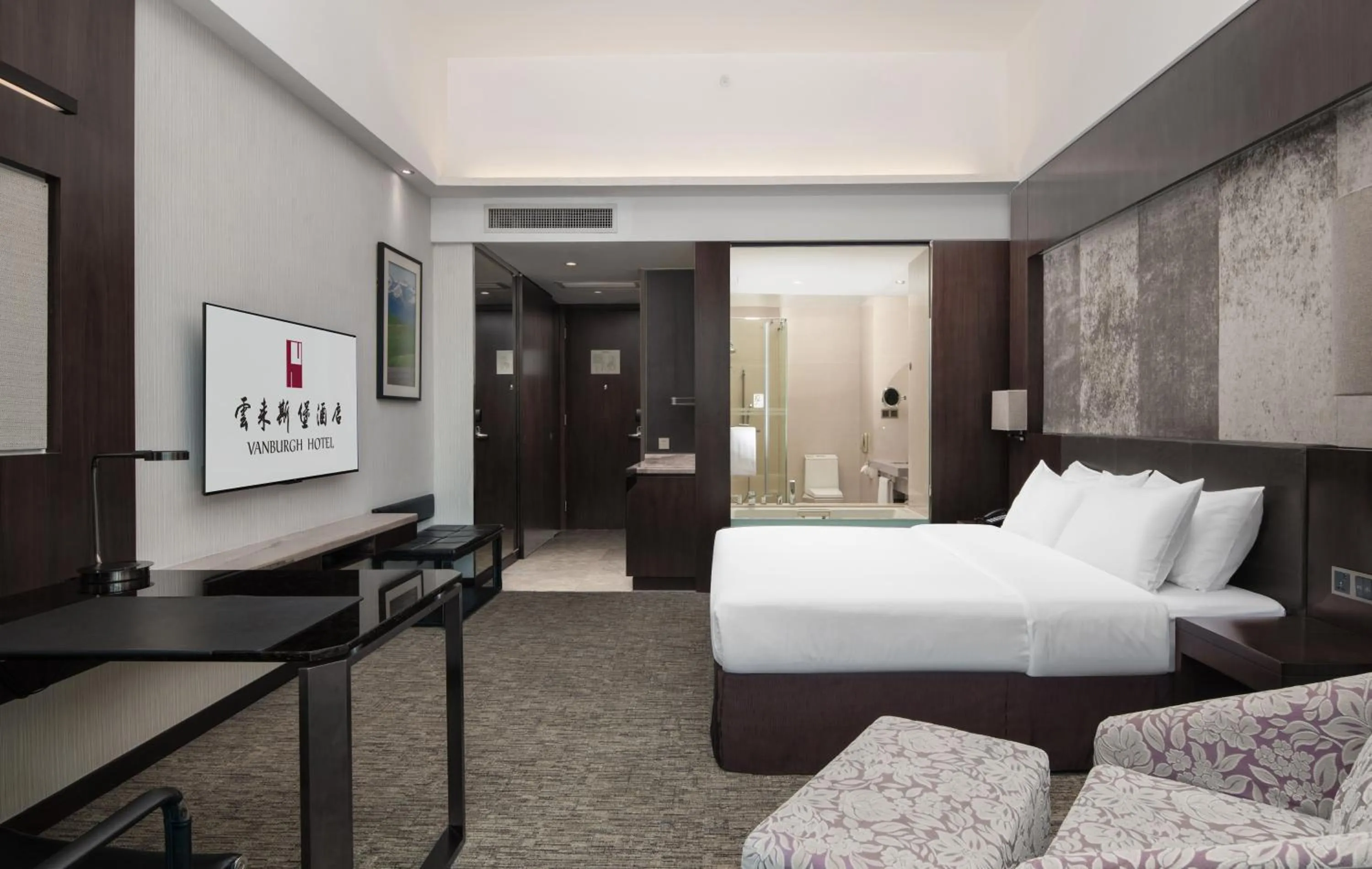 Photo of the whole room, Bed in Vanburgh Hotel - Free shuttle bus transfer during Canton Fair