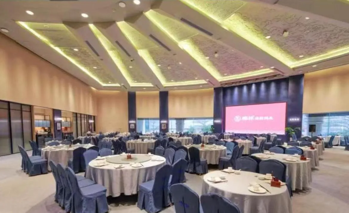 Restaurant/places to eat in Vanburgh Hotel - Free shuttle bus transfer during Canton Fair