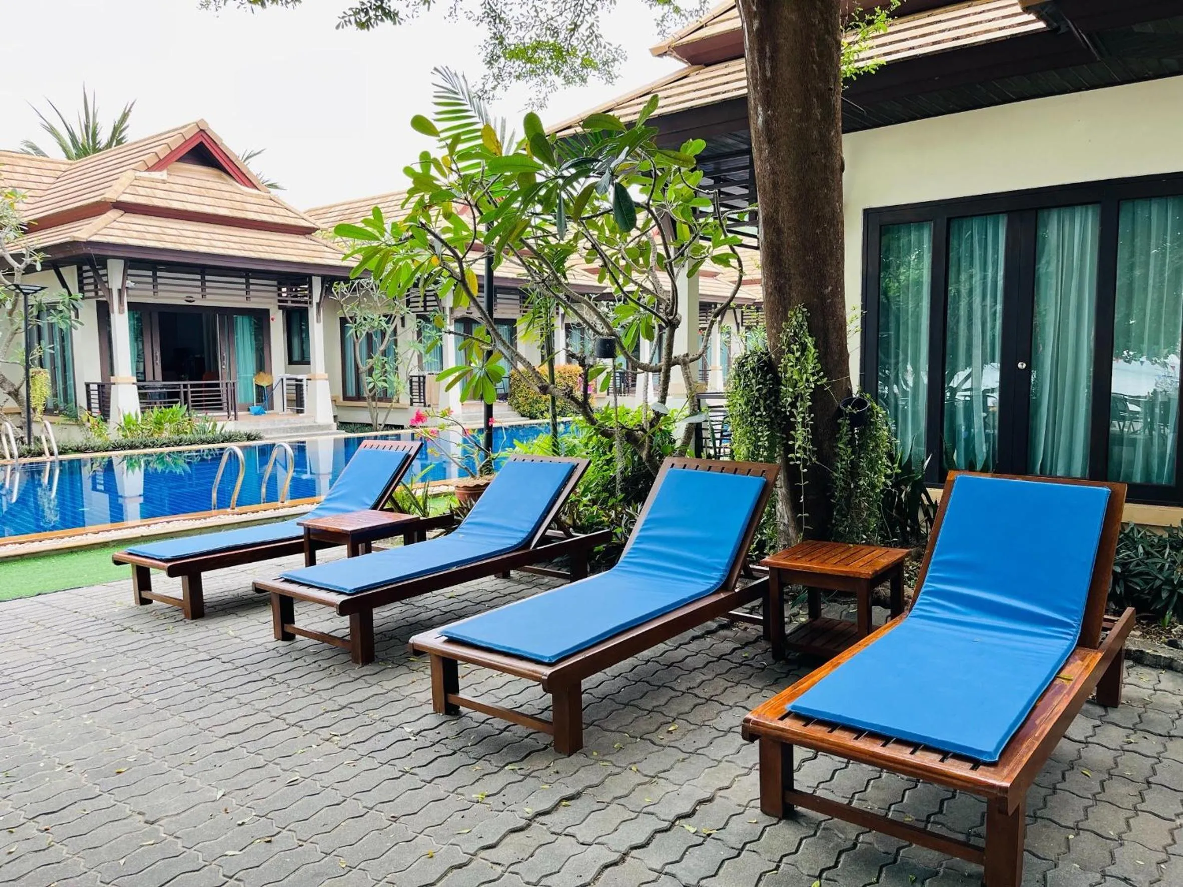 Pool view in Poolsawat Villa - SHA Plus