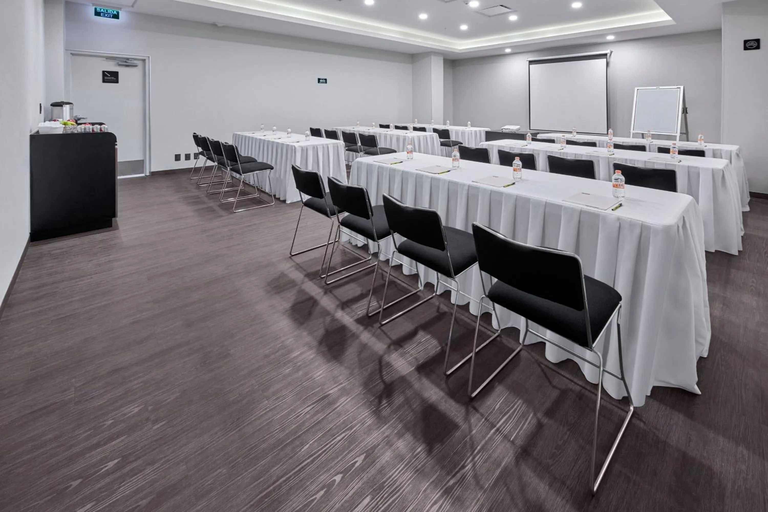 Meeting/conference room in City Express by Marriott Ciudad de México La Villa
