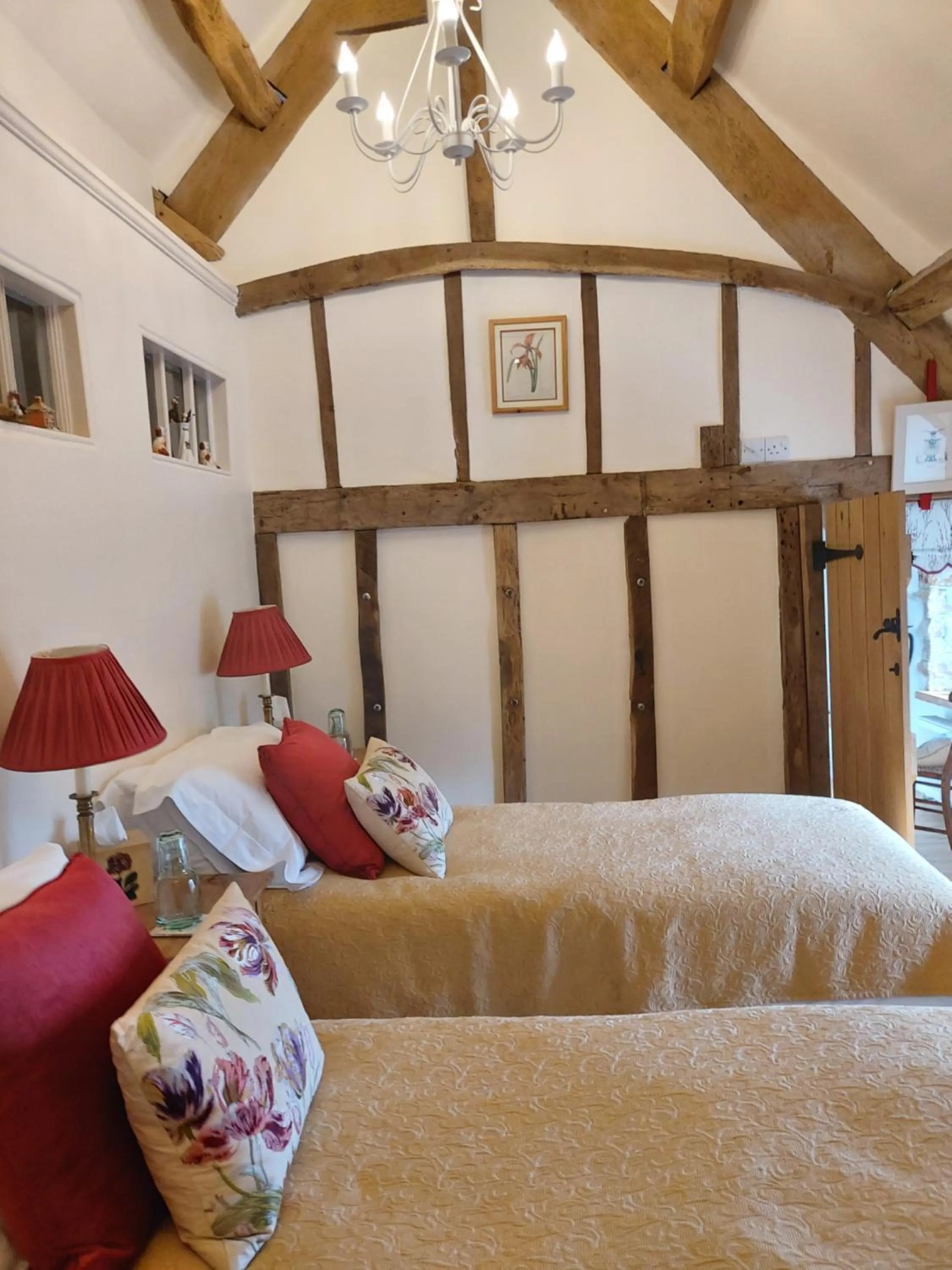 Bedroom, Bed in The Millers Cottage