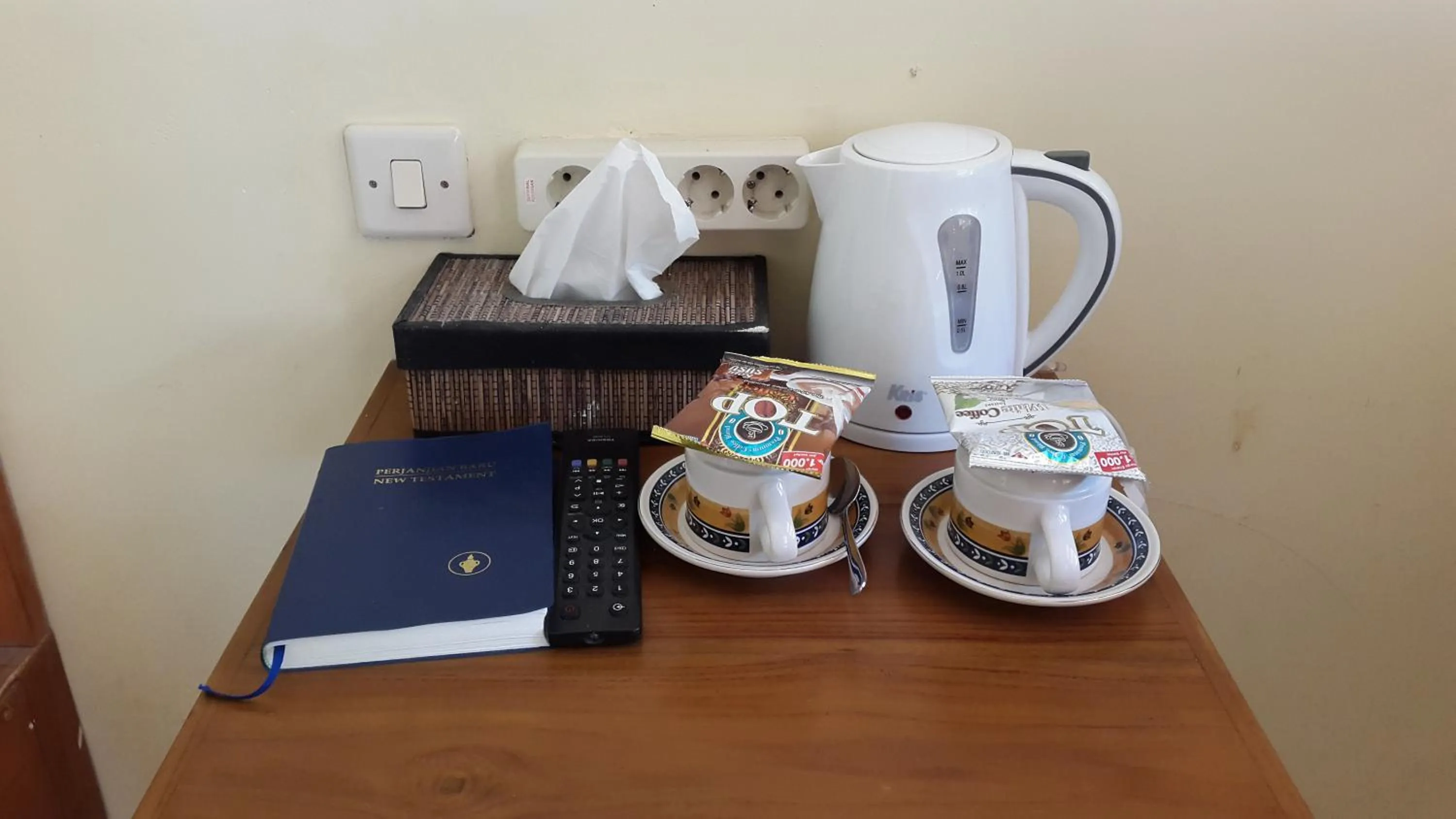 Centro Bajo Hotel & Resto