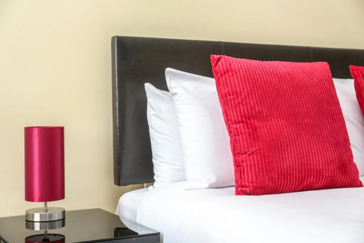 Bed in City Studios - Rodney Street