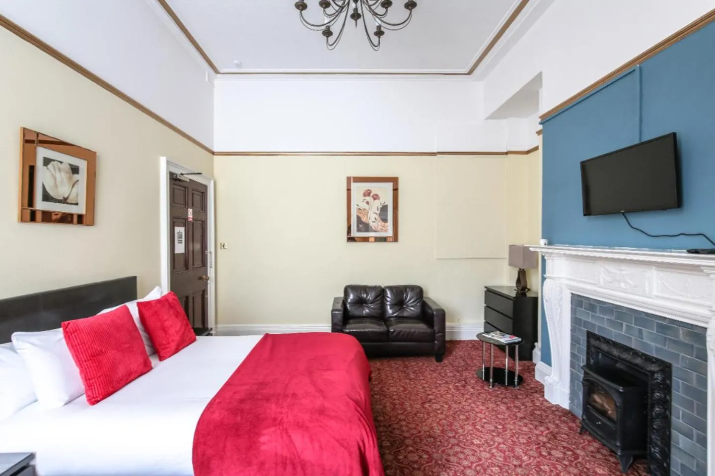 Bed in City Studios - Rodney Street