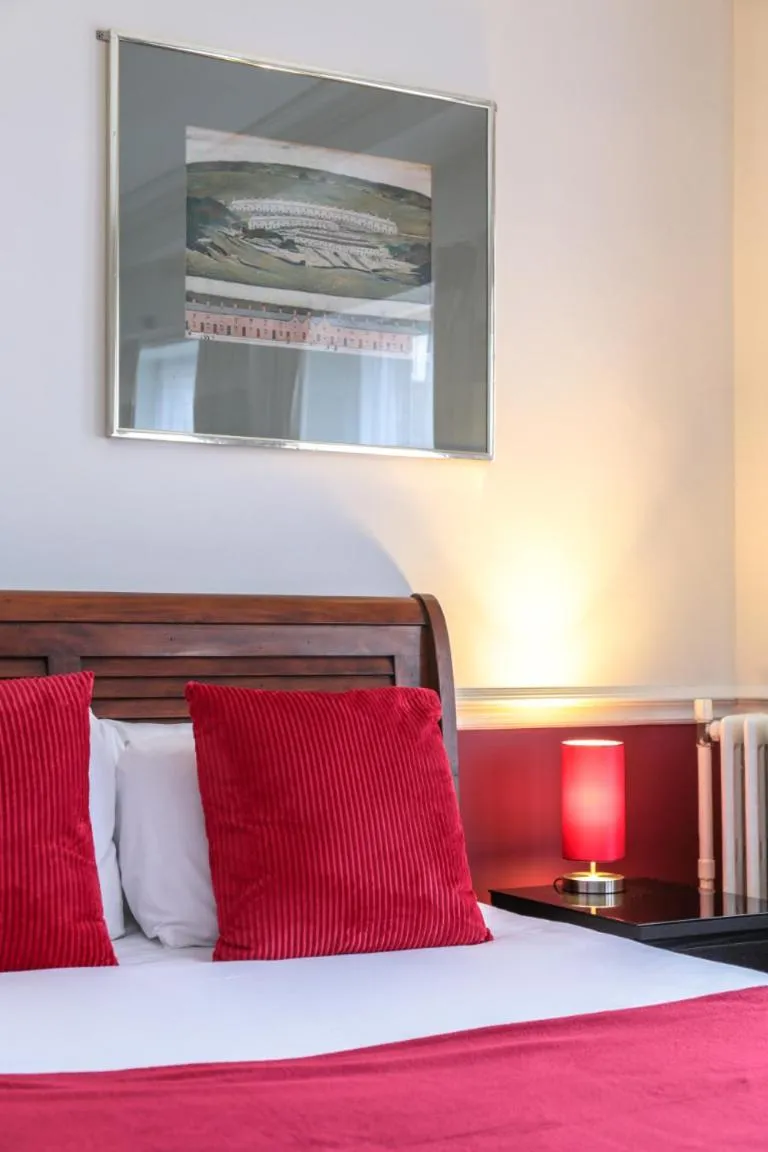 Bed in City Studios - Rodney Street