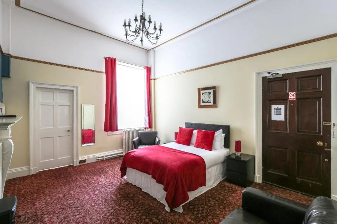 Bed in City Studios - Rodney Street