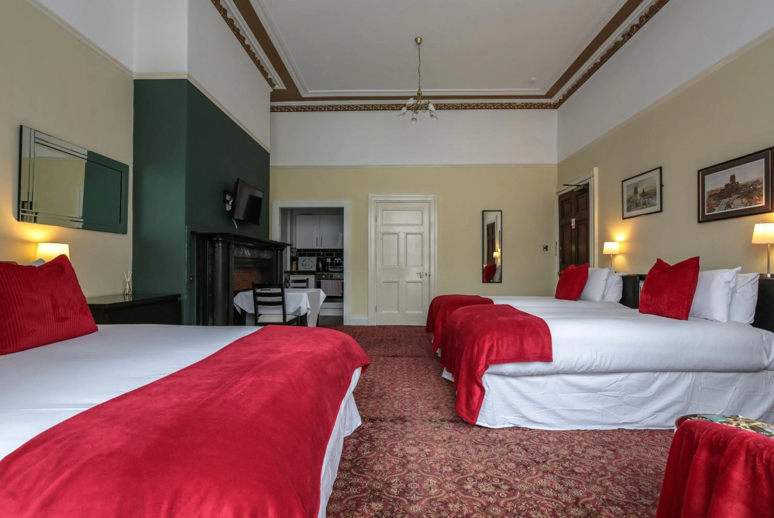 Bed in City Studios - Rodney Street