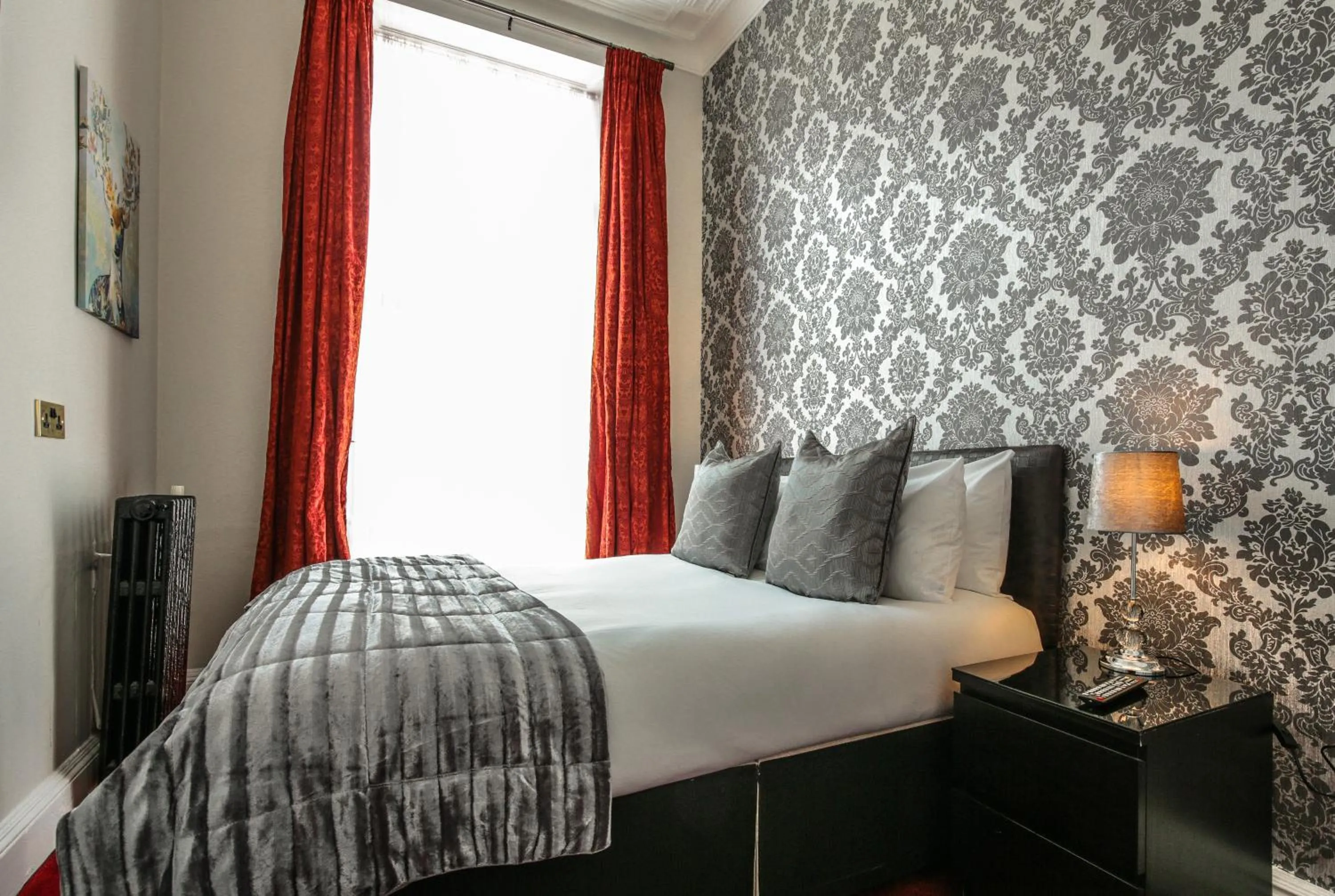 Bed in City Studios - Rodney Street