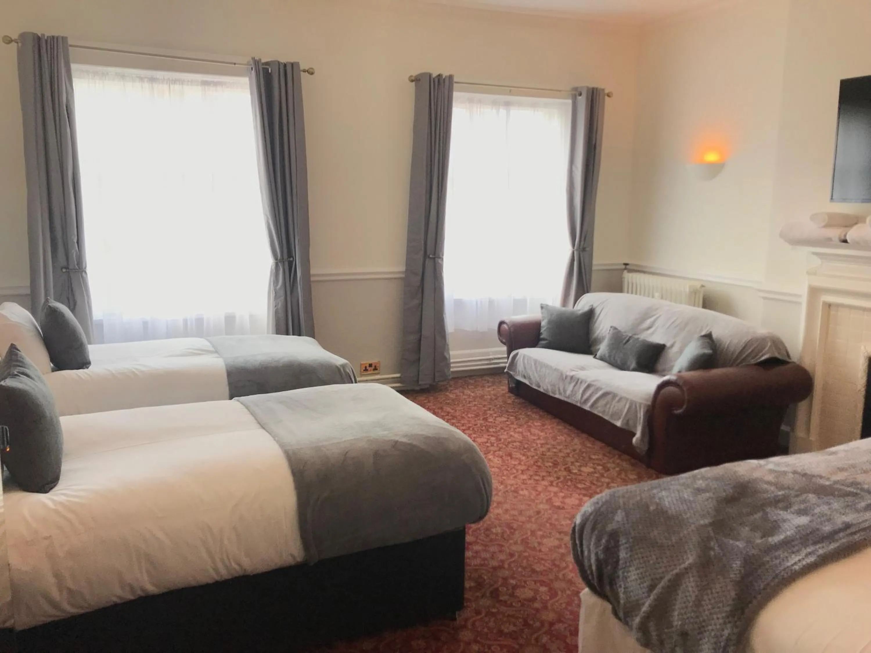 Bed in City Studios - Rodney Street