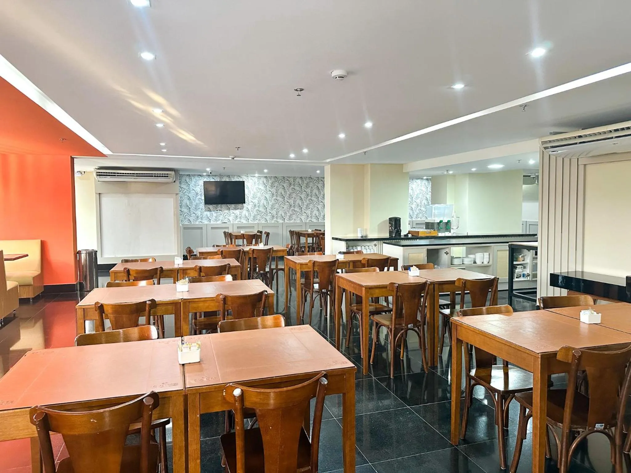 Restaurant/places to eat in Vivence Suítes Hotel Palmas