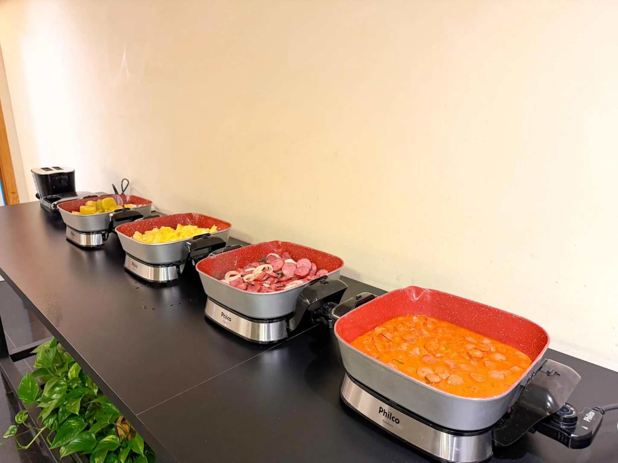 Breakfast in Vivence Suítes Hotel Palmas