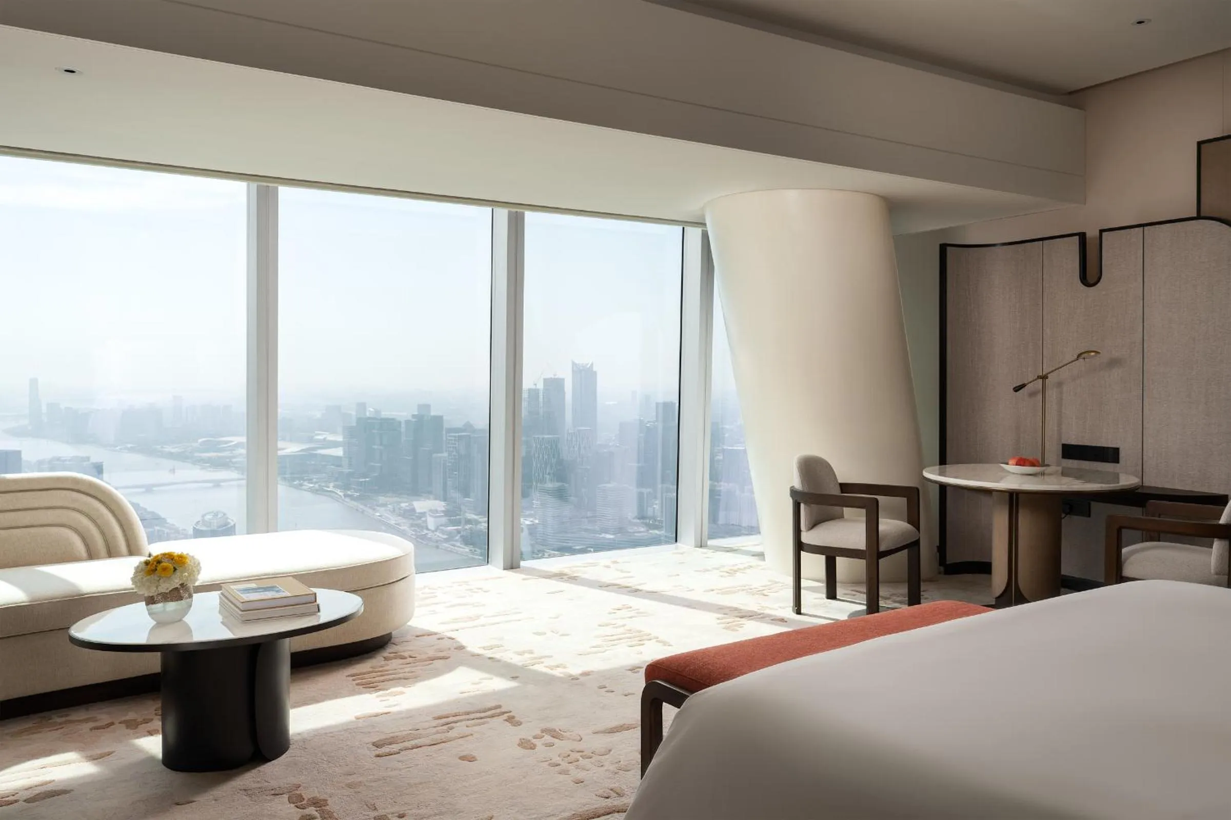 Bedroom, Bed in Four Seasons Hotel Guangzhou