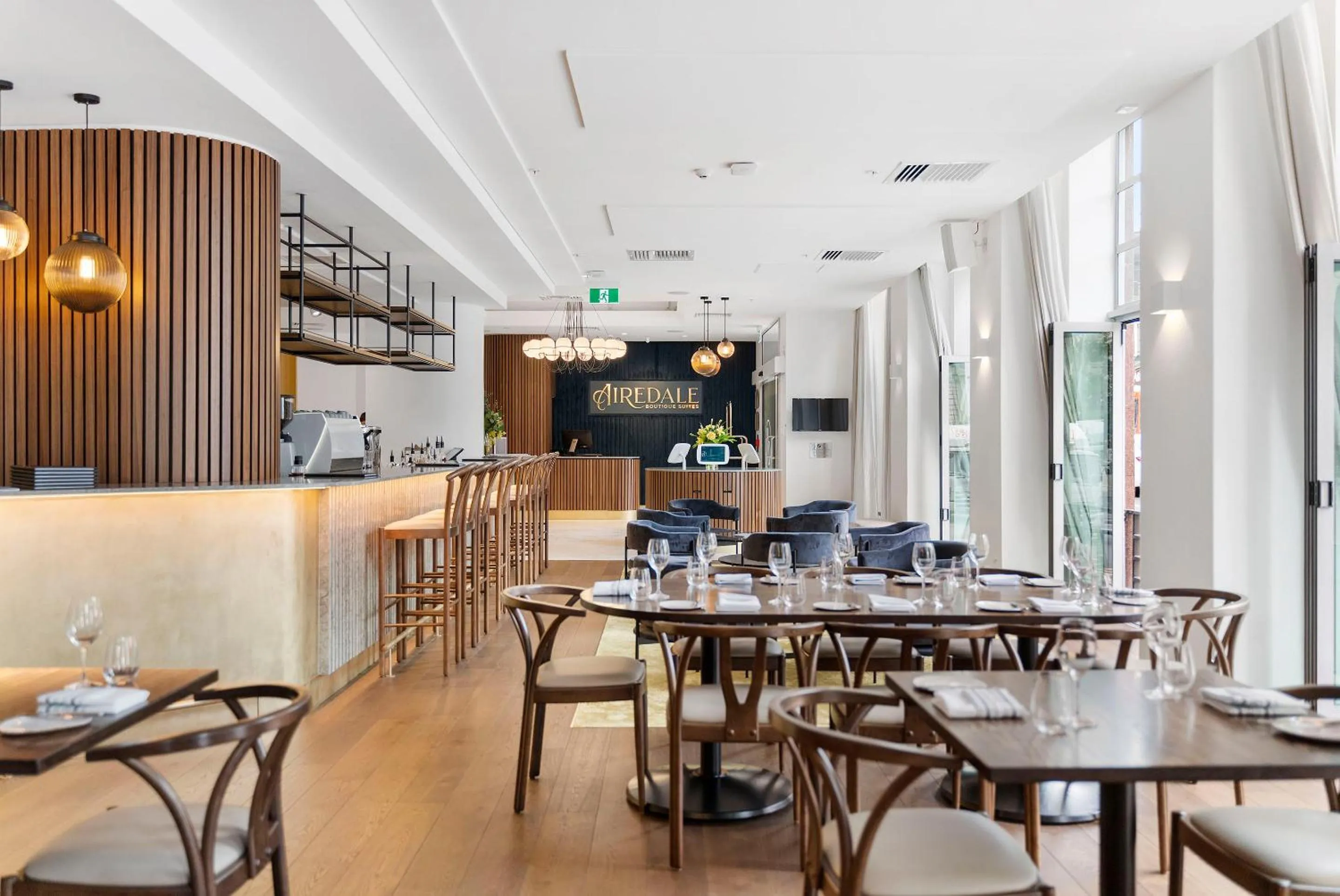 Restaurant/places to eat in Legacy Airedale Hotel Auckland