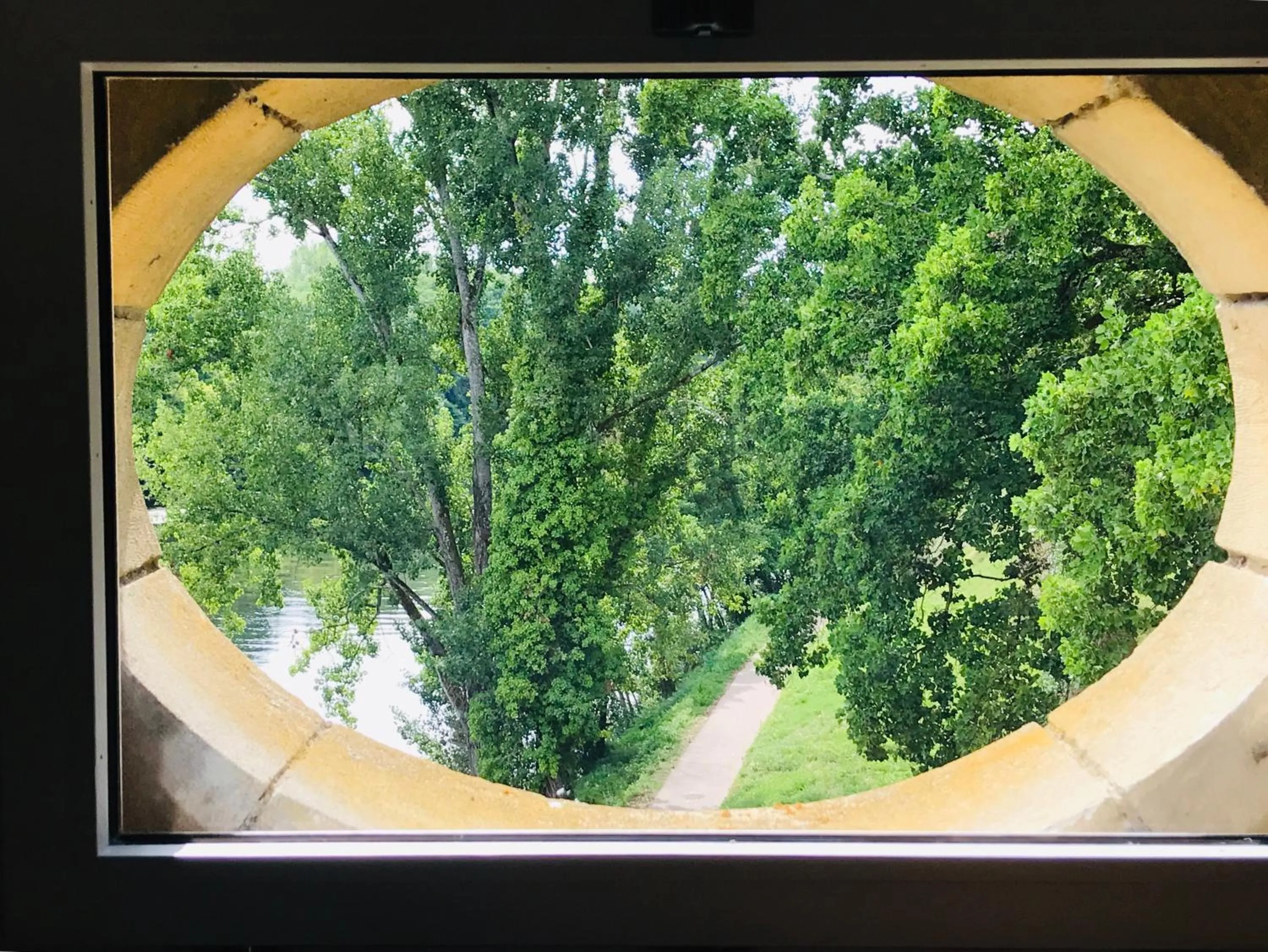 Natural landscape in La Rebière d'Or, B&B et Gîte