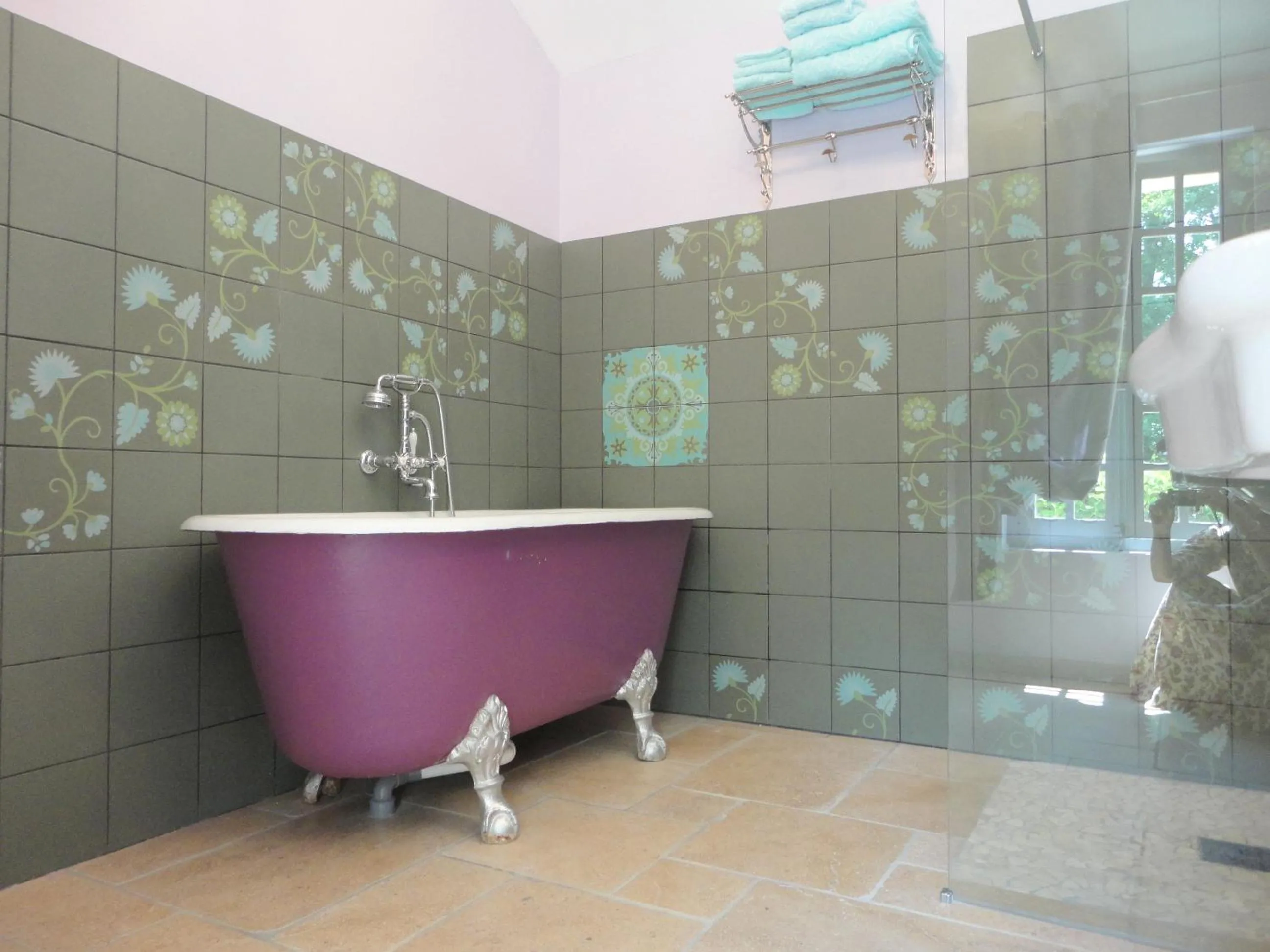 Bathroom in La Rebière d'Or, B&B et Gîte