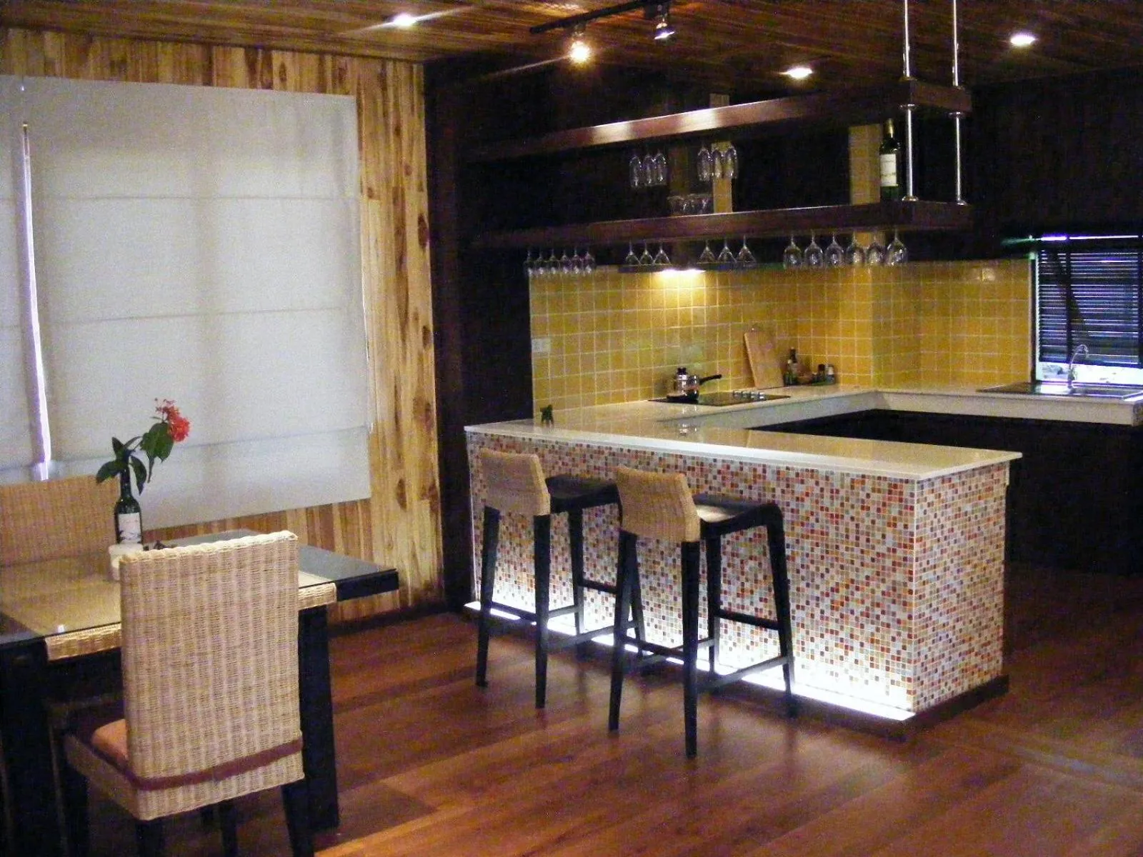 Kitchen or kitchenette in Baan Nana Villa