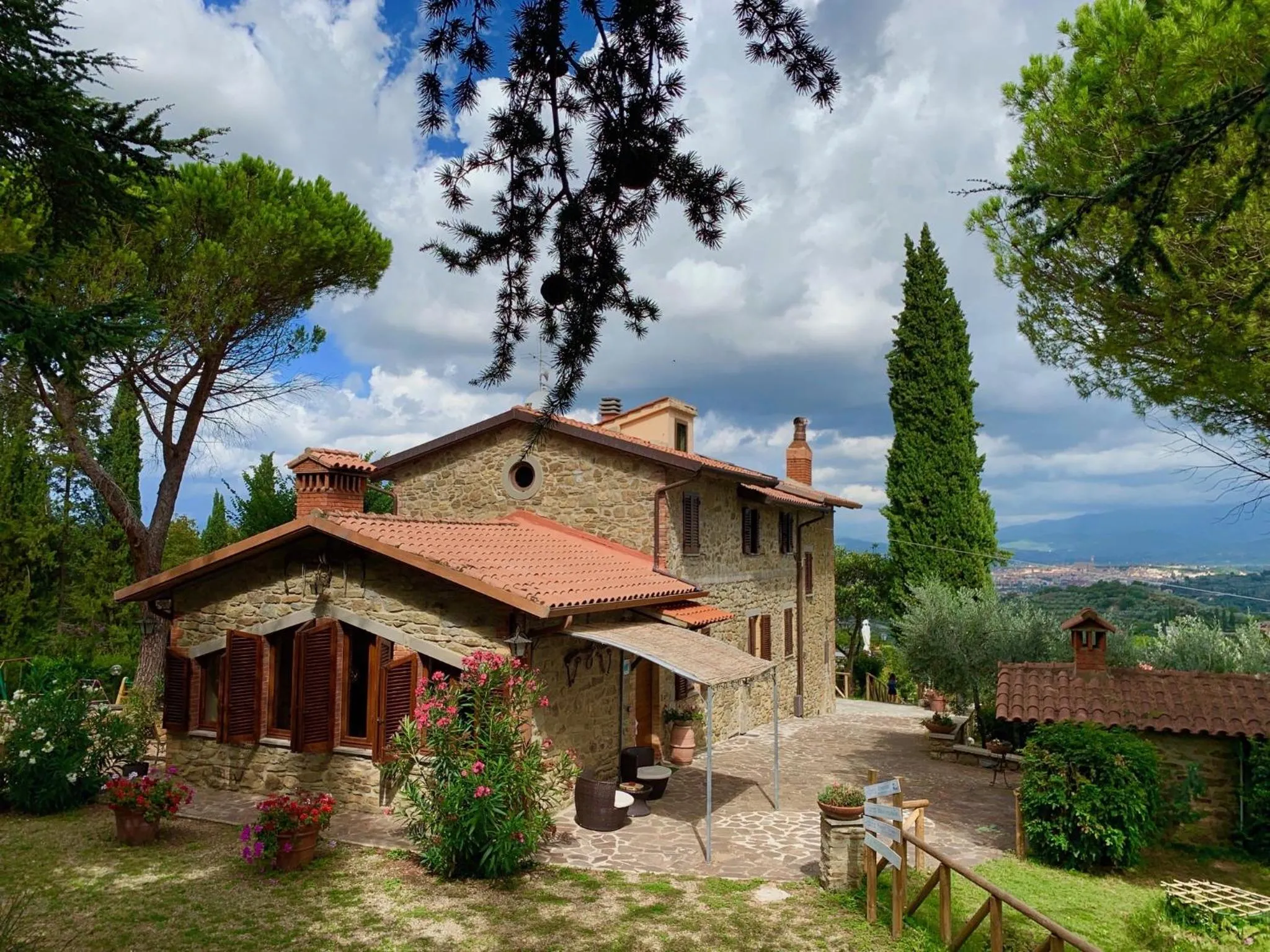 Property building in Casa di Sasso