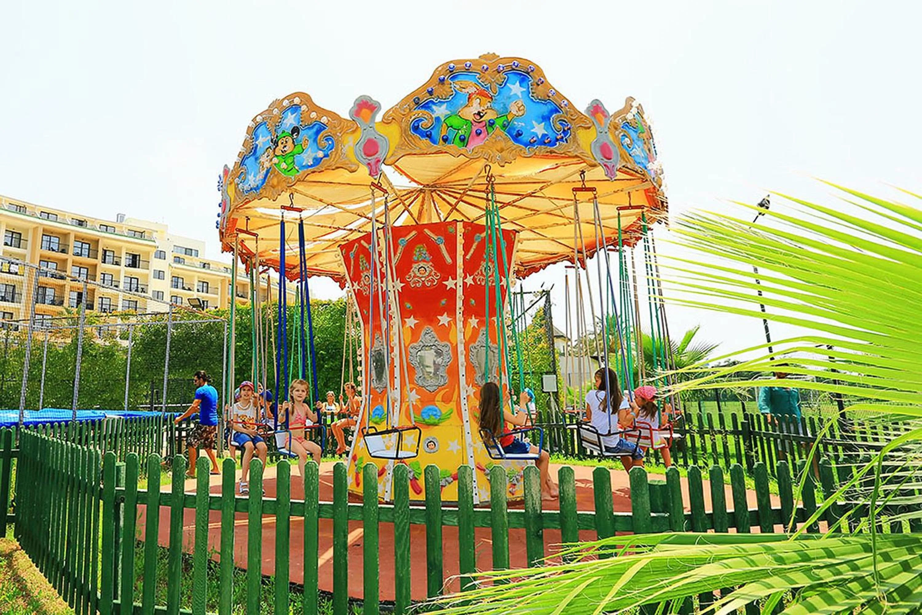 Children play ground in Selectum Family Comfort Side