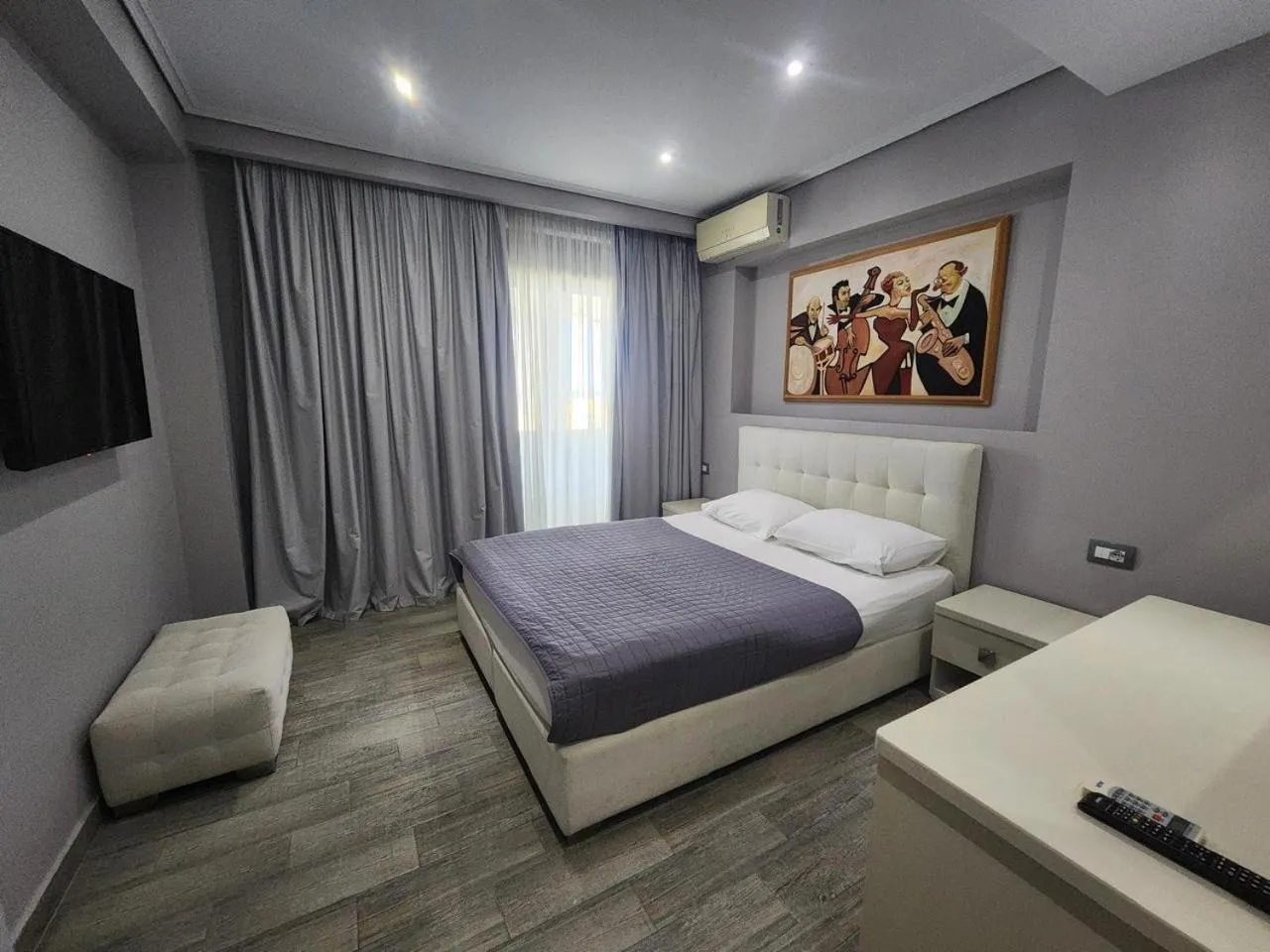 Bed in Hotel Saranda International