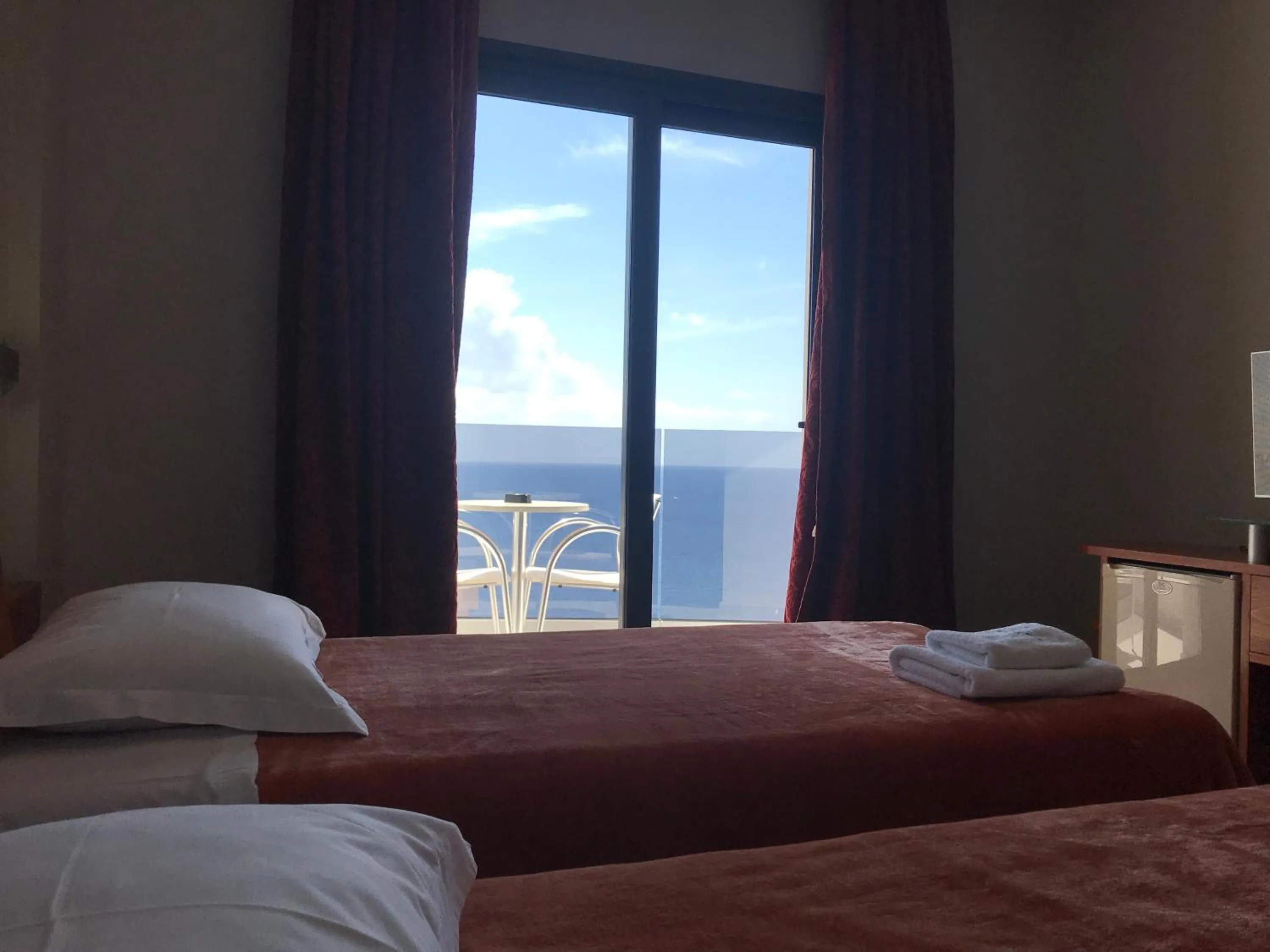 Bed in Hotel Saranda International