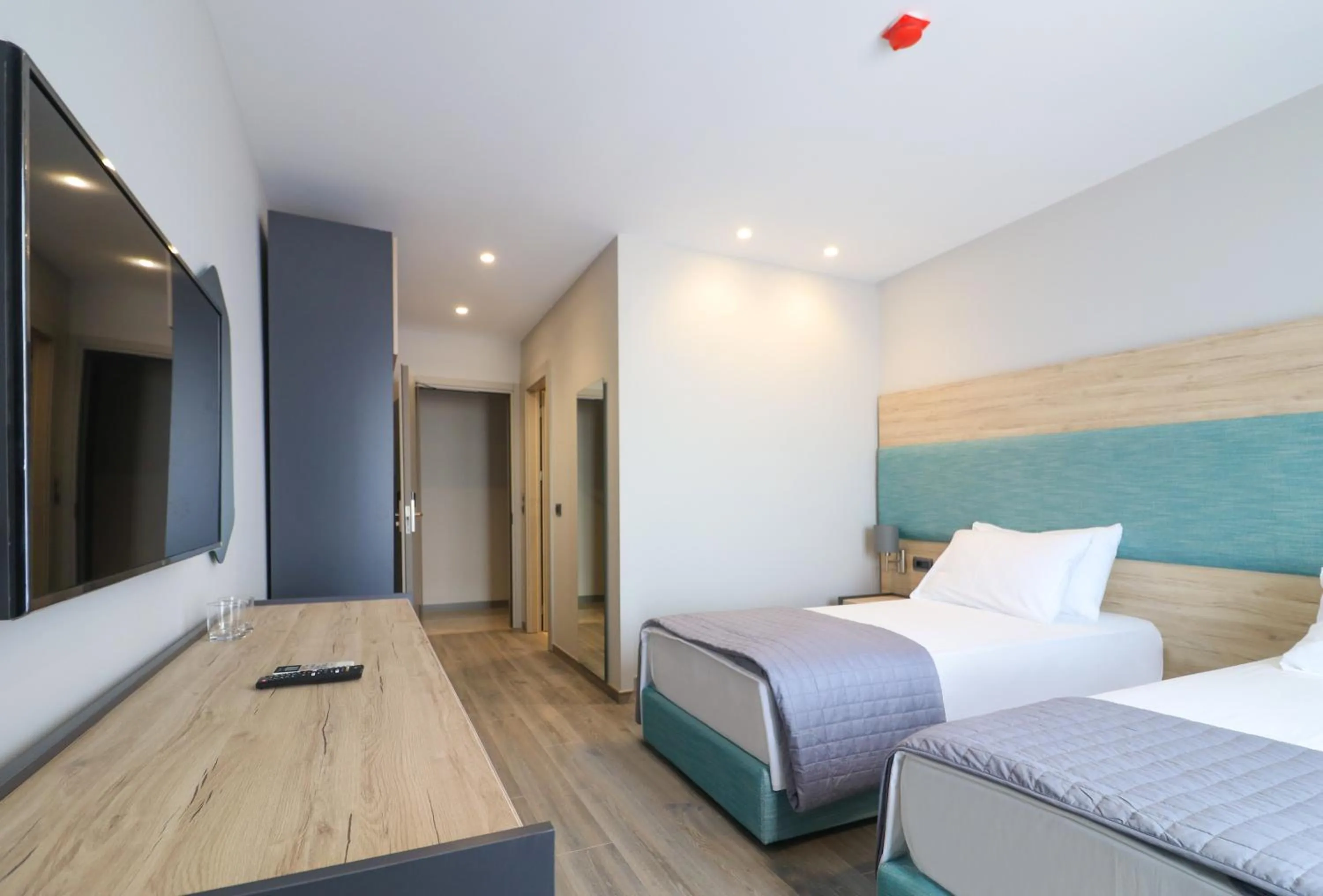 Bed in Hotel Saranda International