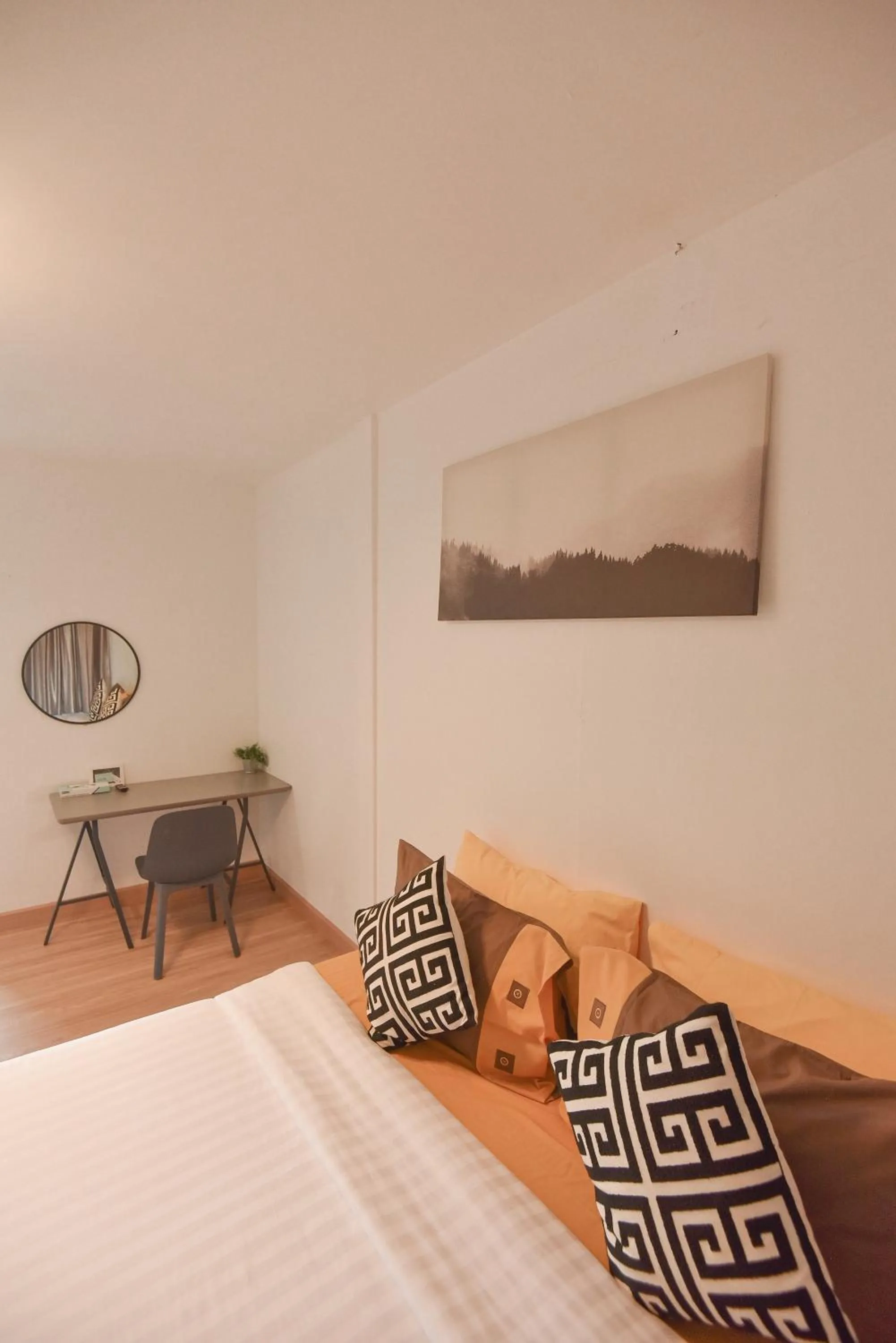 Living room, Bed in P.U. Inn Resort