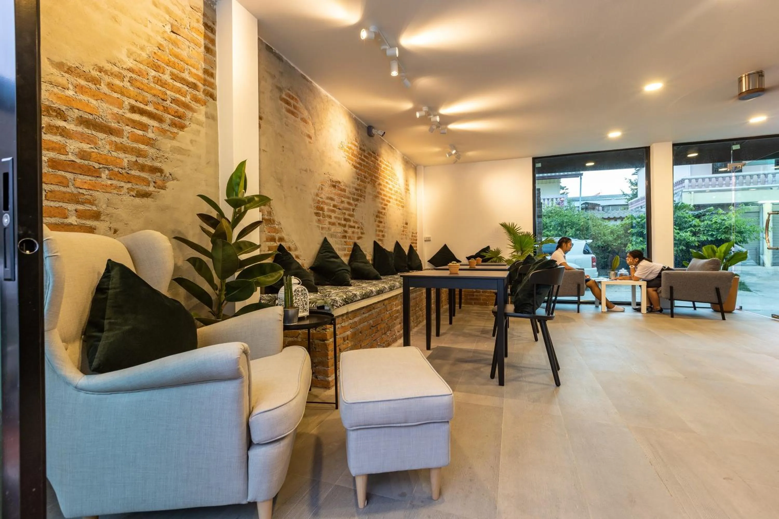 Living room in P.U. Inn Resort