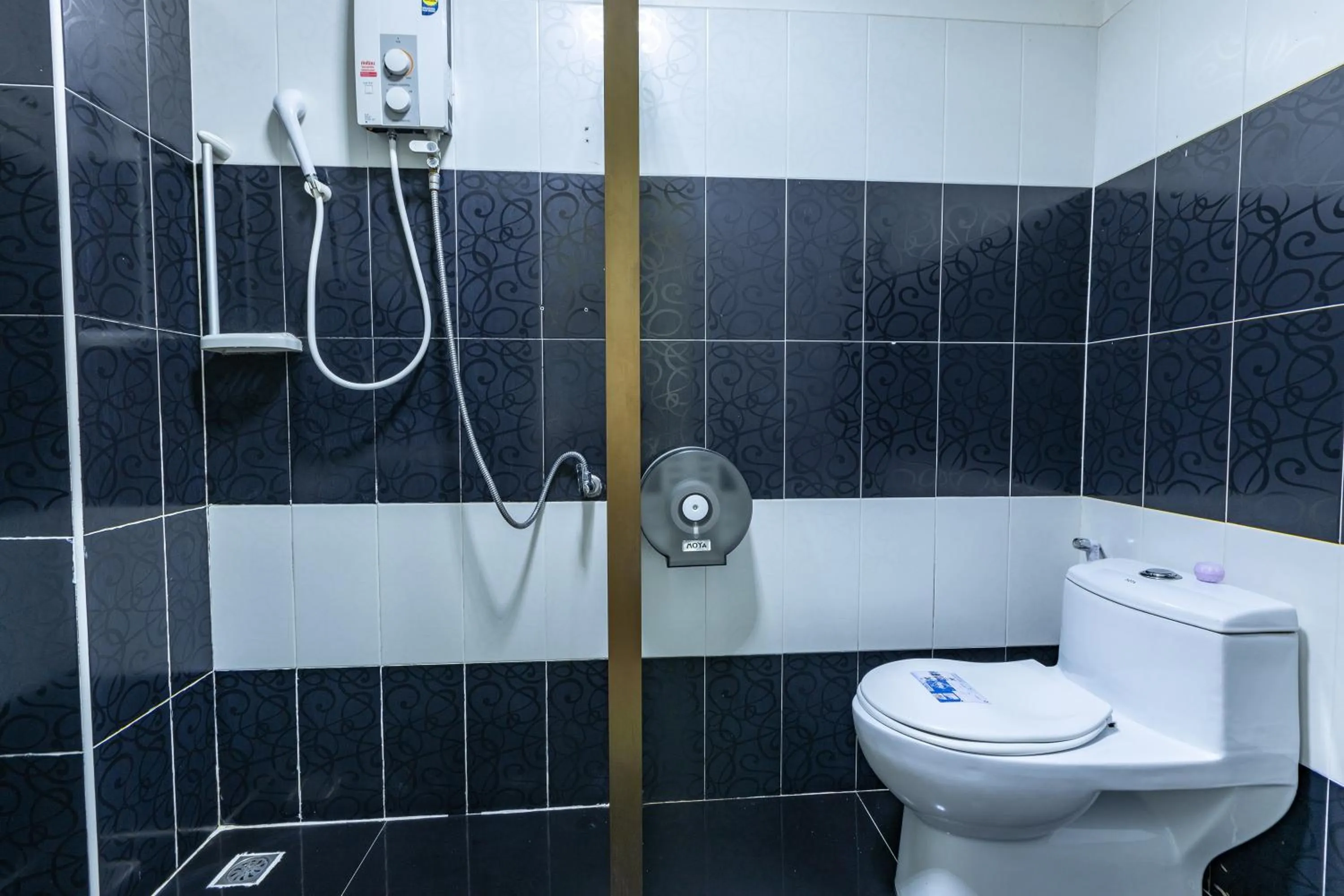 Bathroom in P.U. Inn Resort