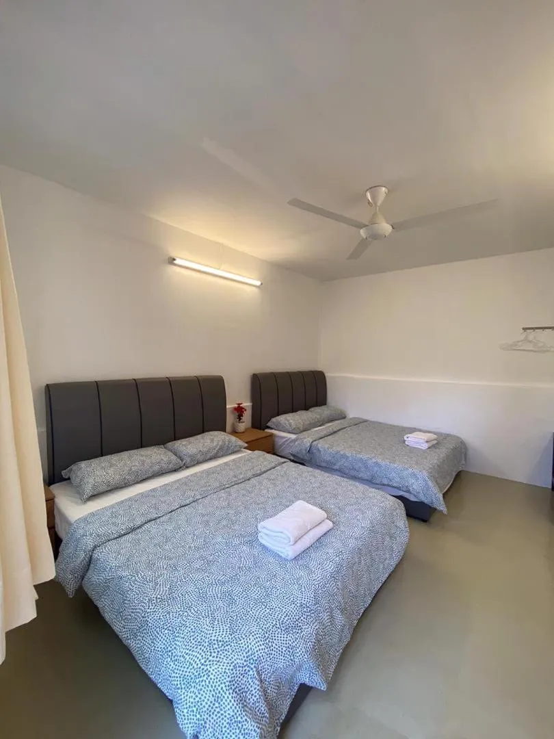 Bedroom, Bed in Moonriver Lodge