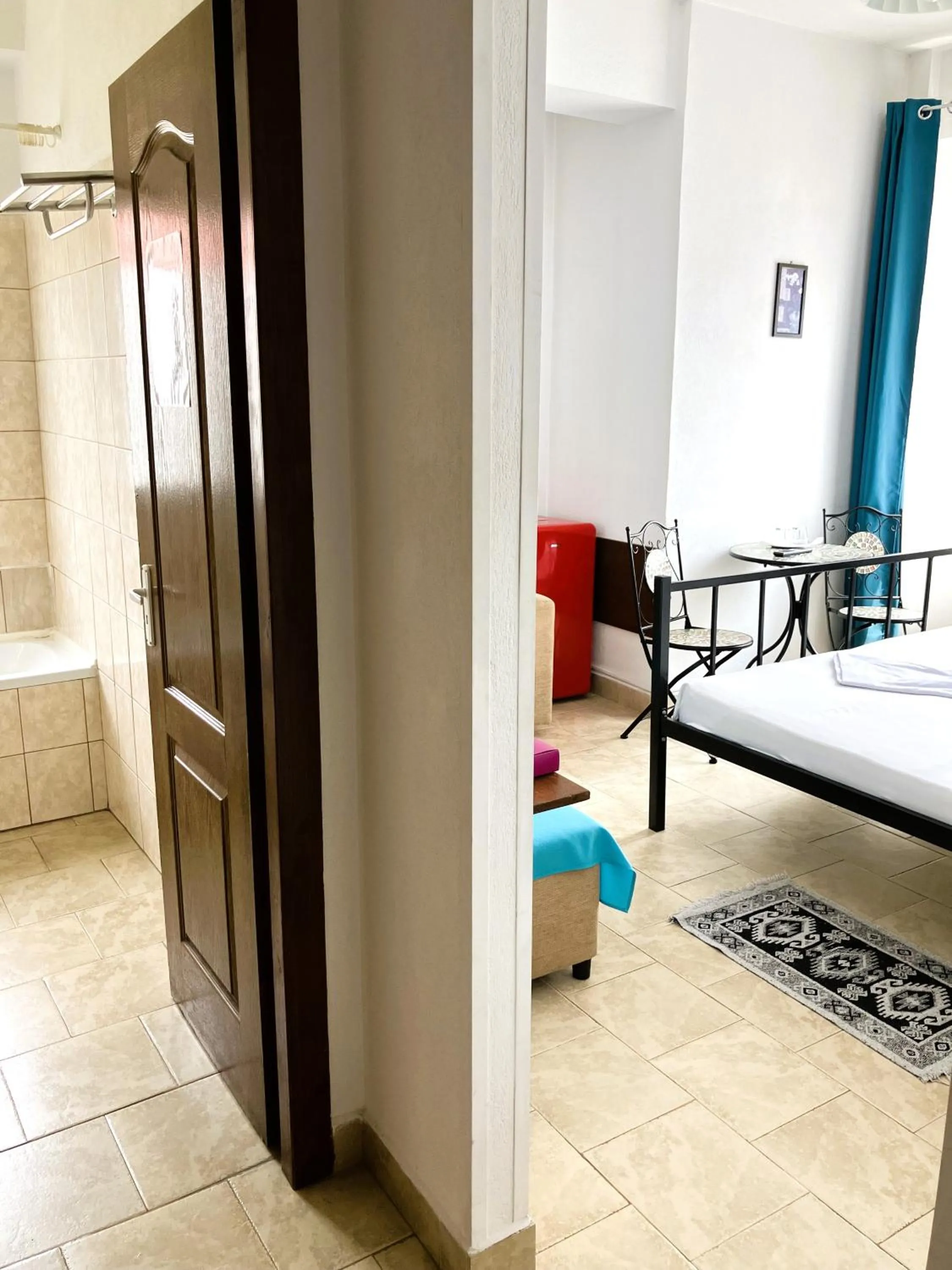 Photo of the whole room, Bed in Taxi Hostel