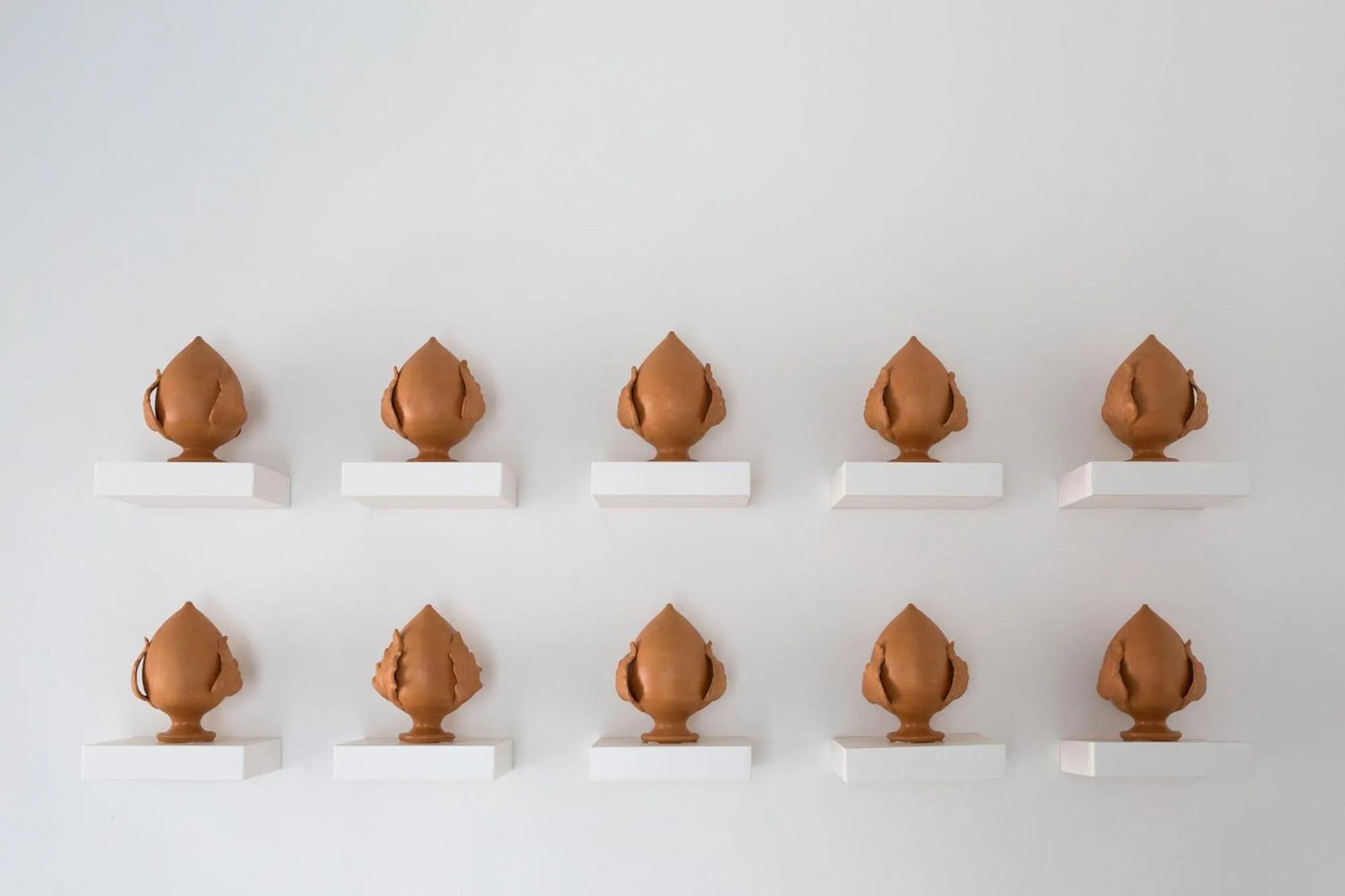 Decorative detail in L'Uomo e il Mare