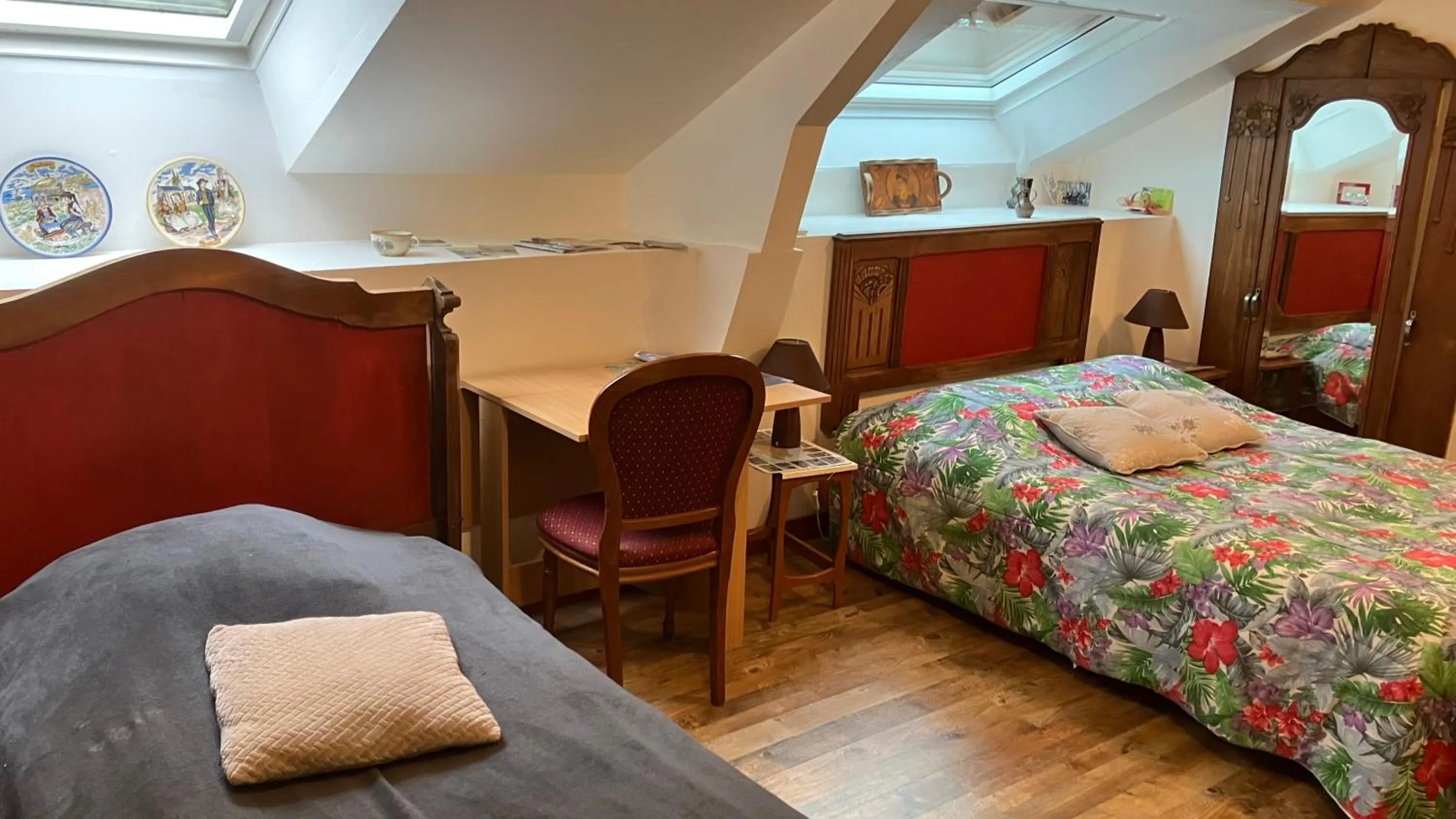 Bedroom, Bed in Caux-Breizh
