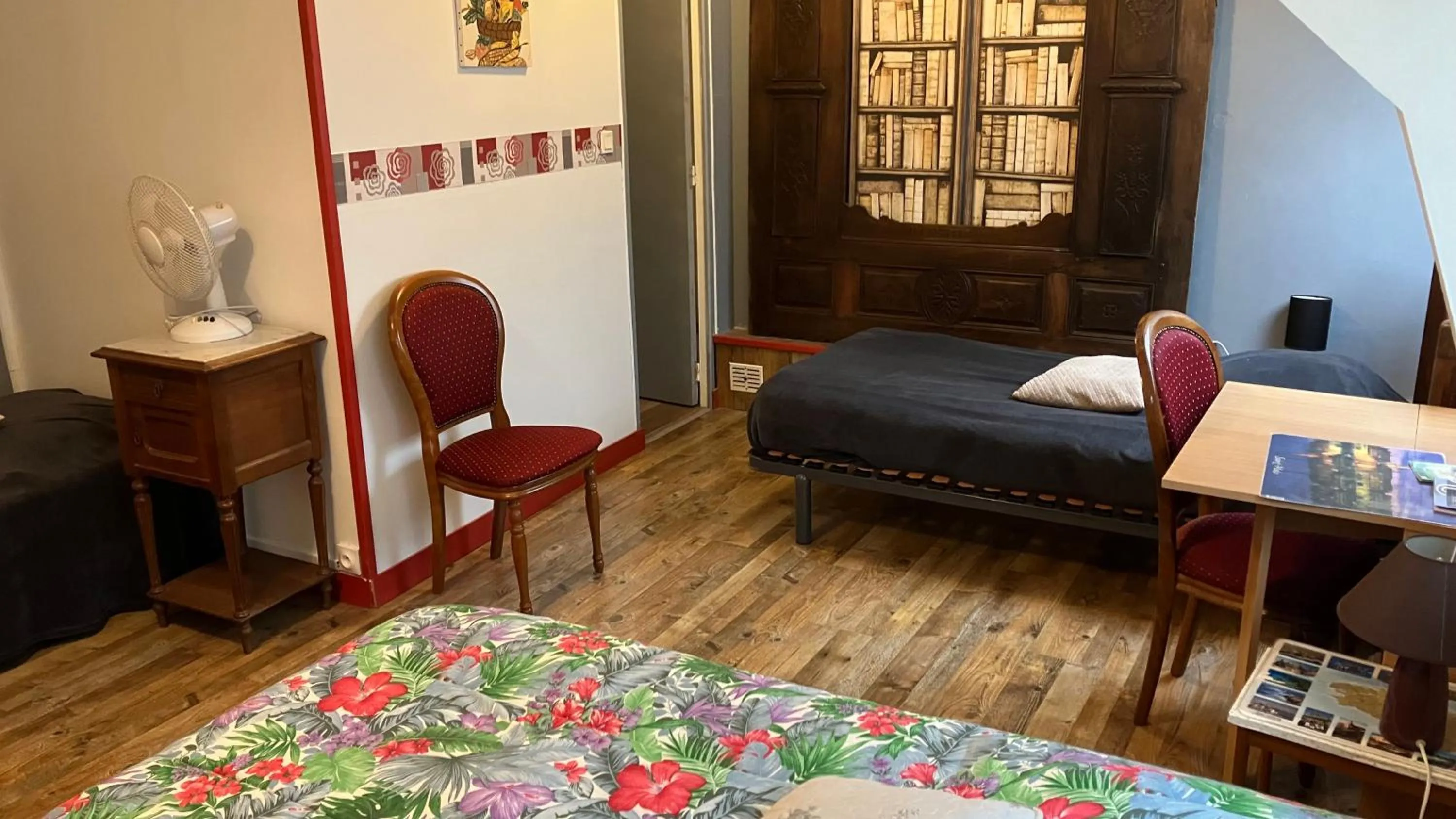 Bedroom, Bed in Caux-Breizh