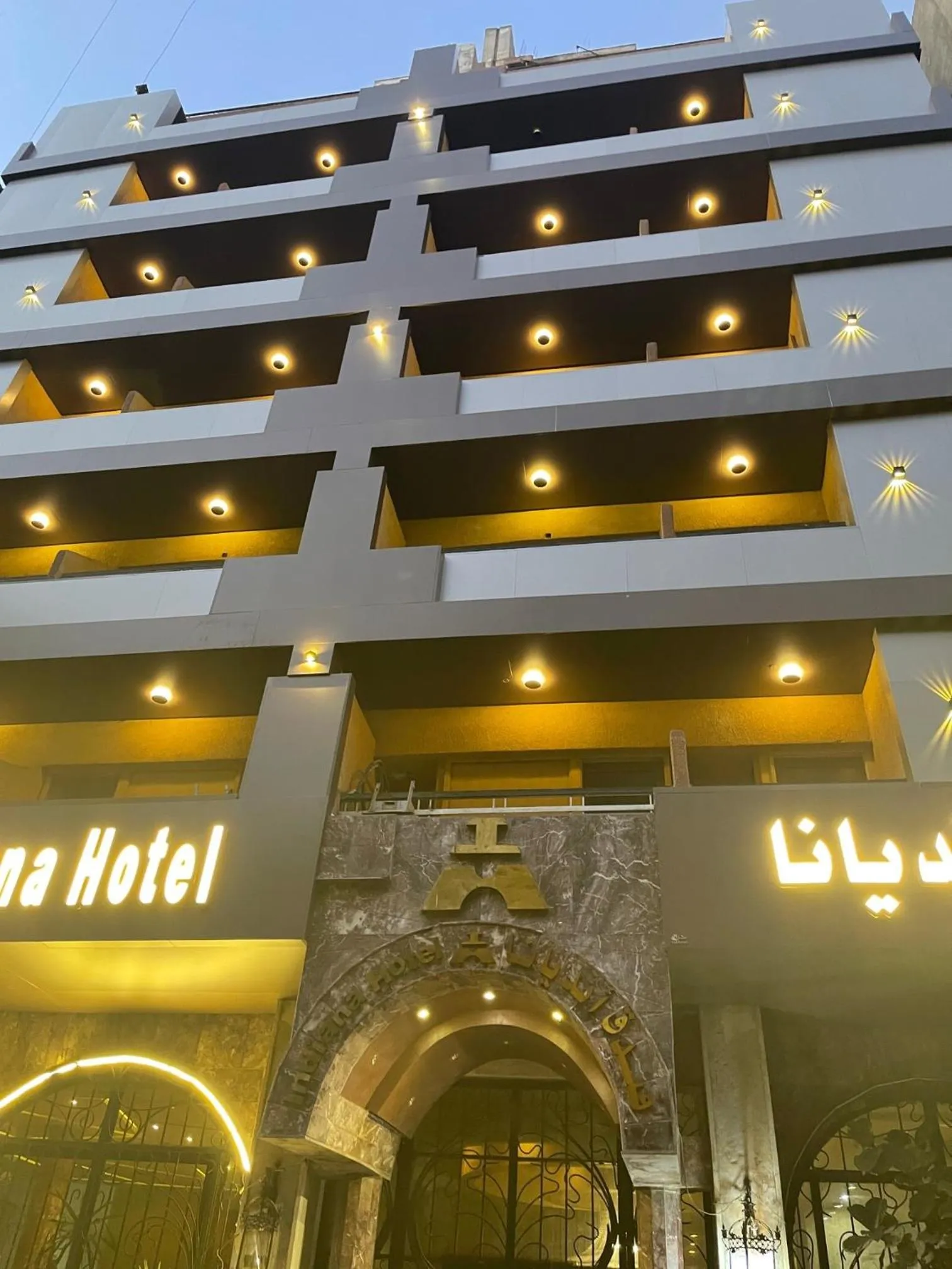 Property building in Indiana Hotel