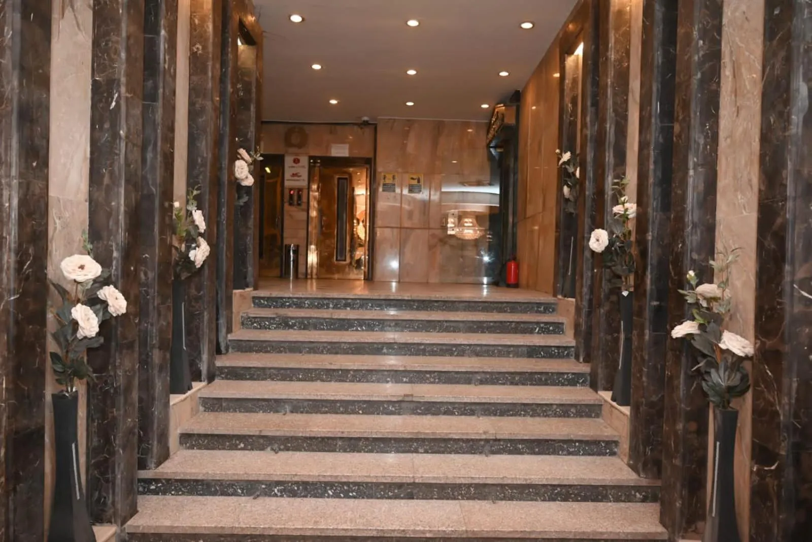 Property building in Indiana Hotel