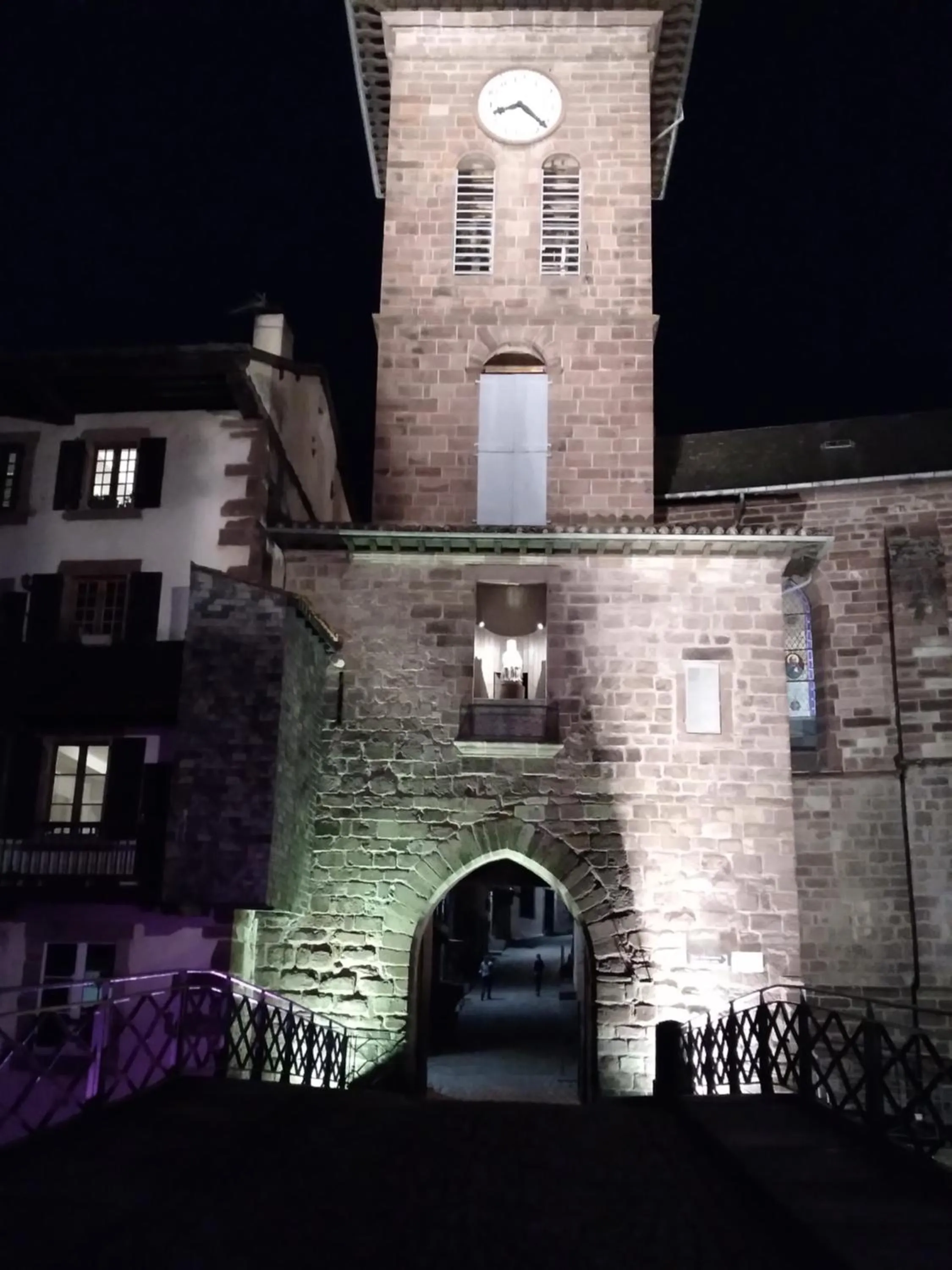 Nearby landmark in Hôtel Camou