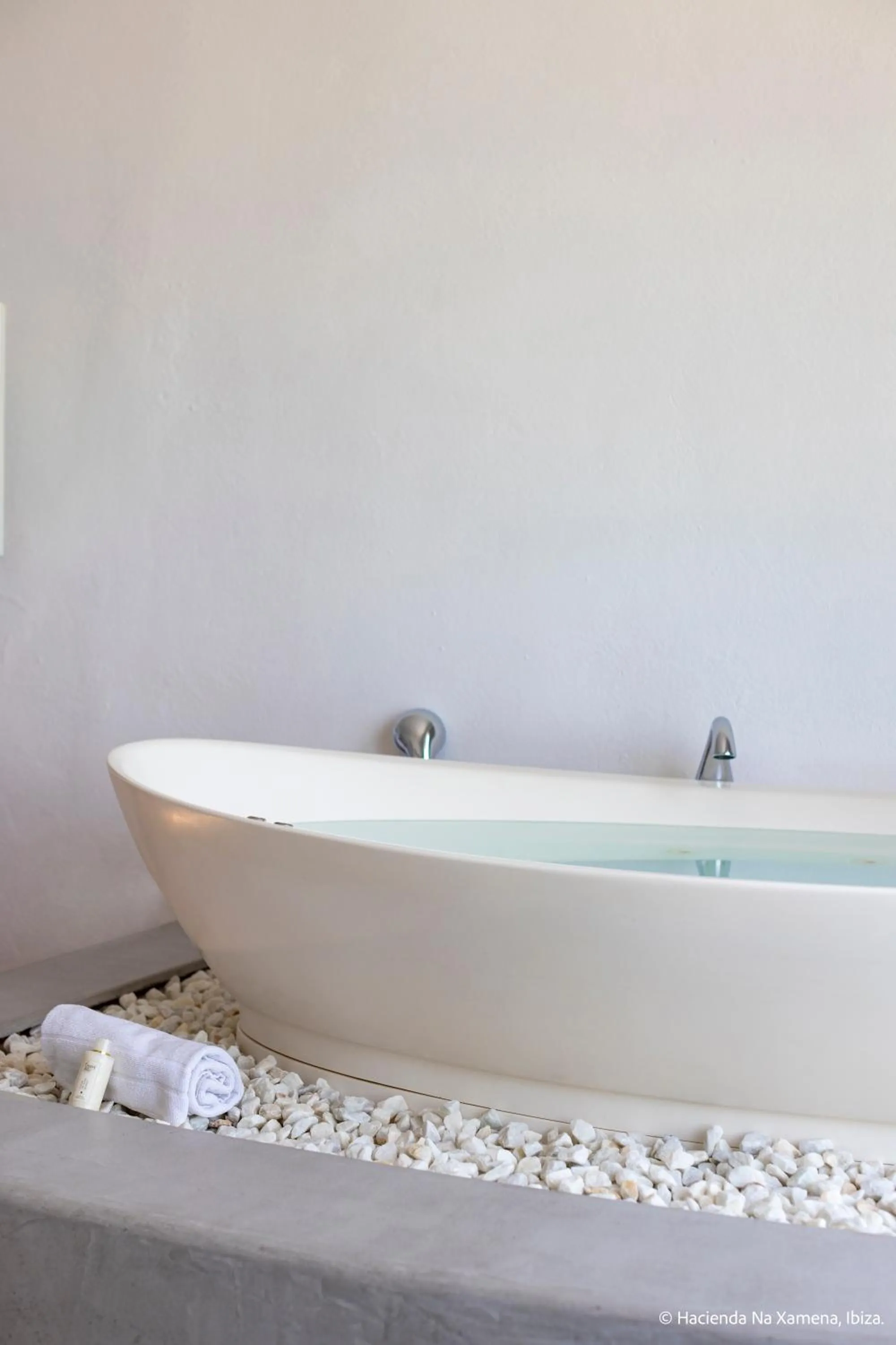 Hot Tub in Hacienda Na Xamena, Ibiza