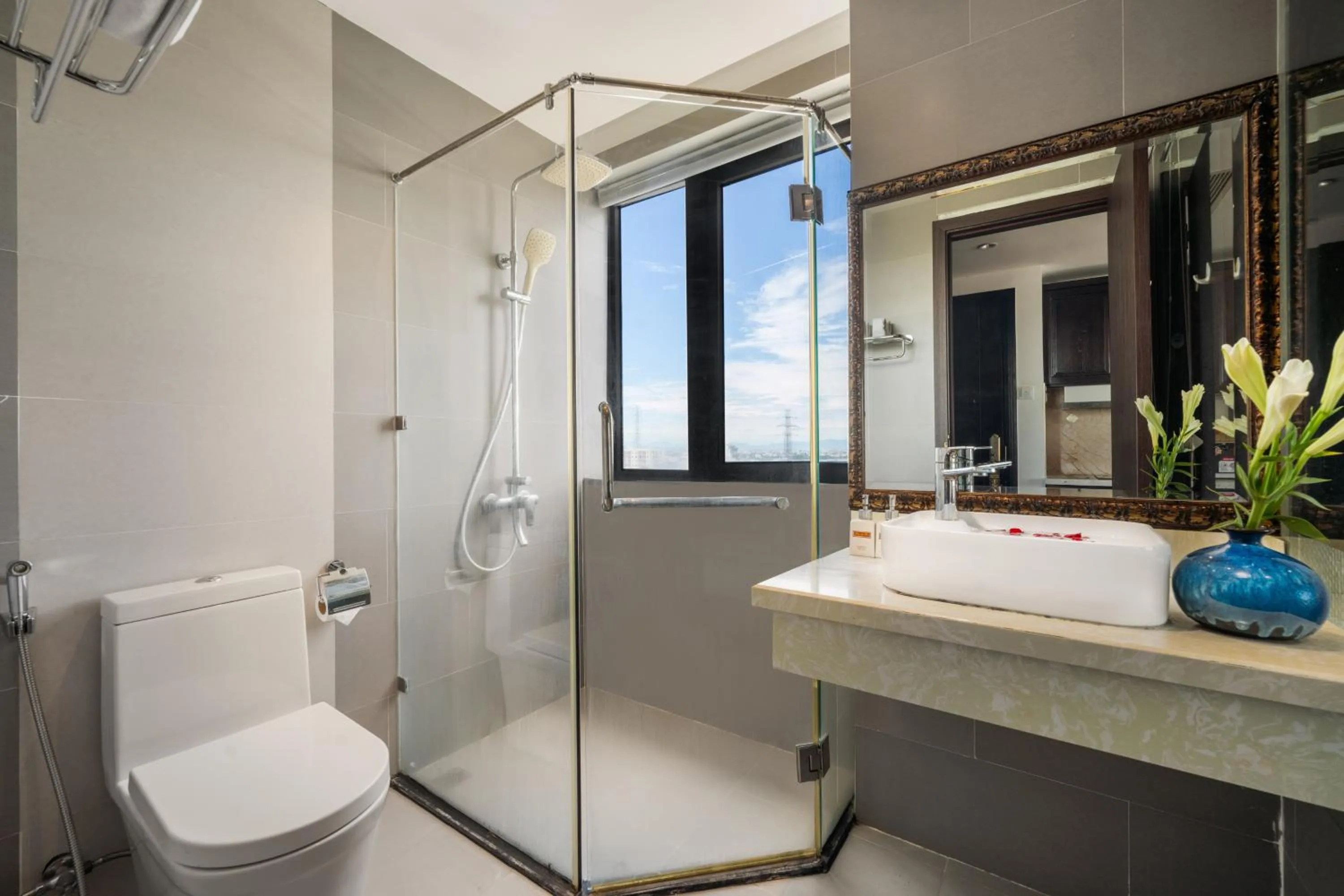 Shower in Nostalgia Boutique Hotel