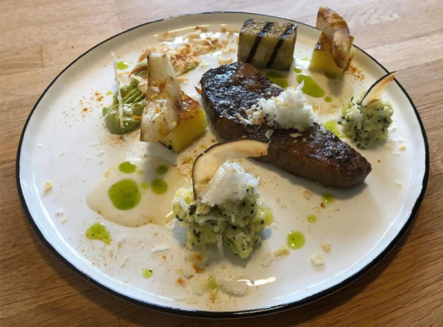 Restaurant/places to eat in New Wave