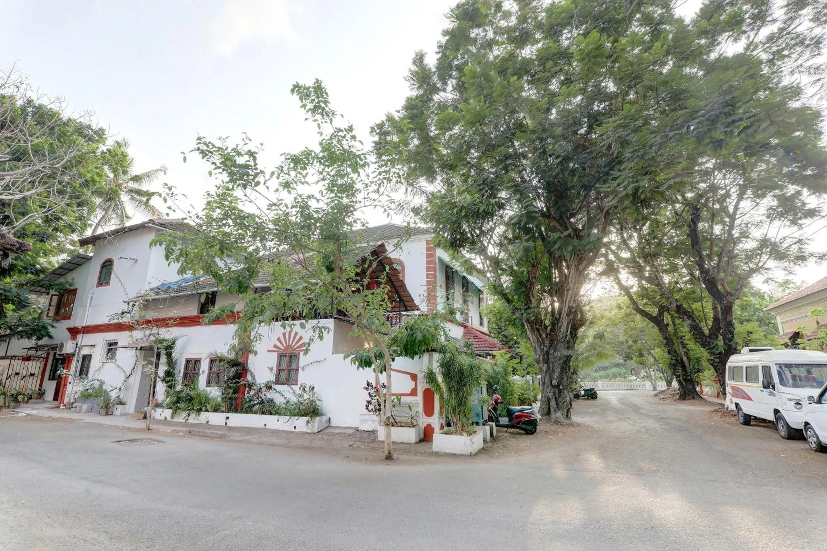 Facade/entrance in Vivenda Rebelo