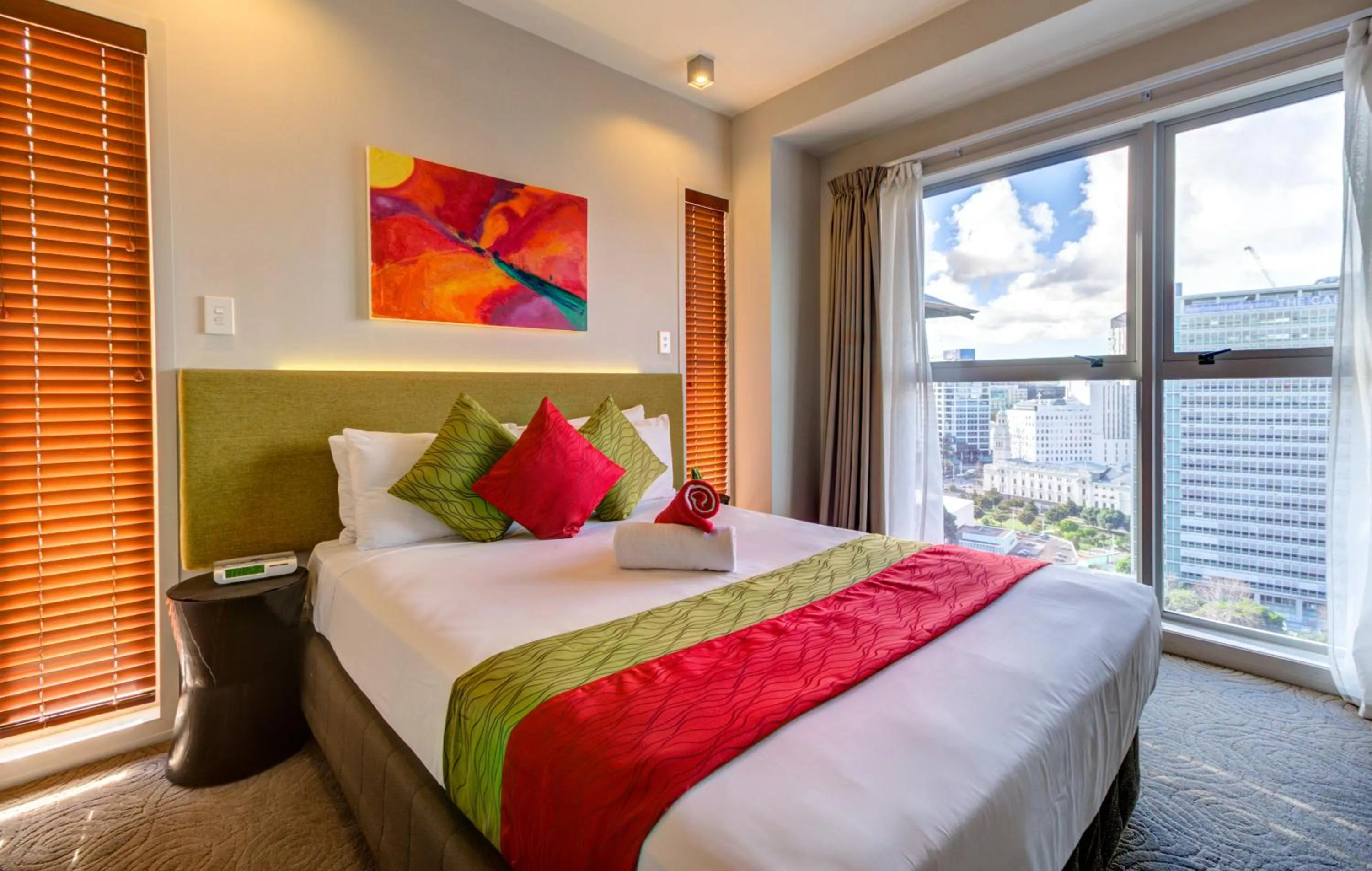 Bed in VR Auckland City