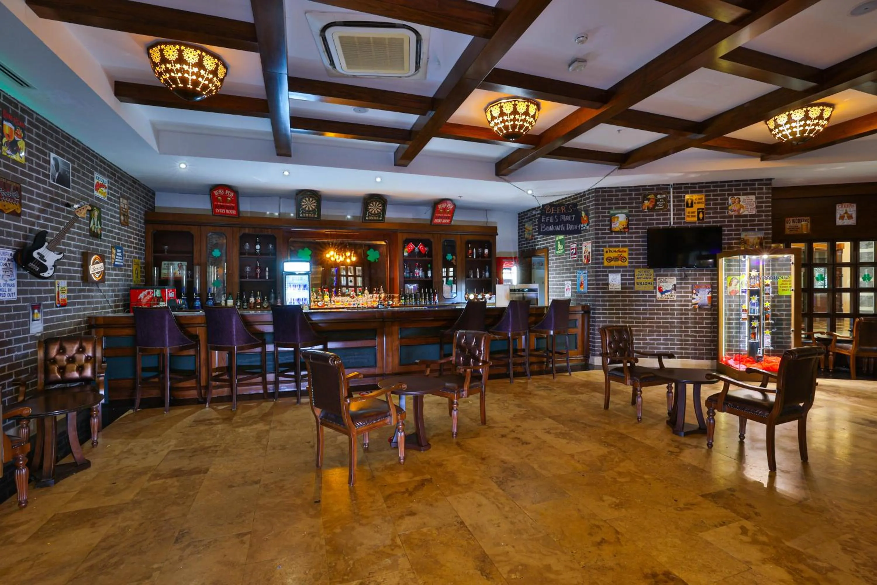 Lounge or bar in Crystal Sunset Pearl Collection - Ultimate All Inclusive