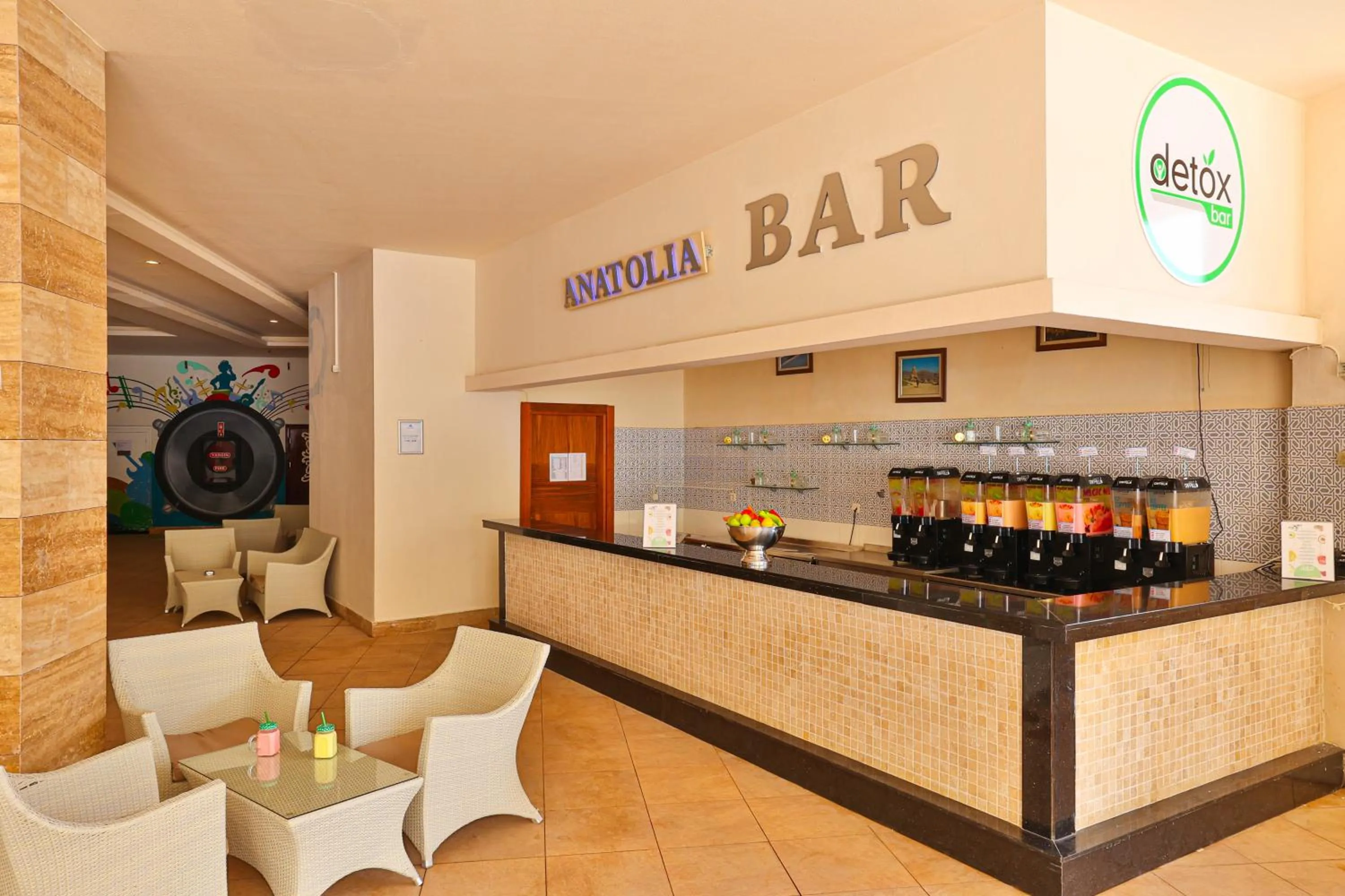 Drinks in Crystal Sunset Pearl Collection - Ultimate All Inclusive