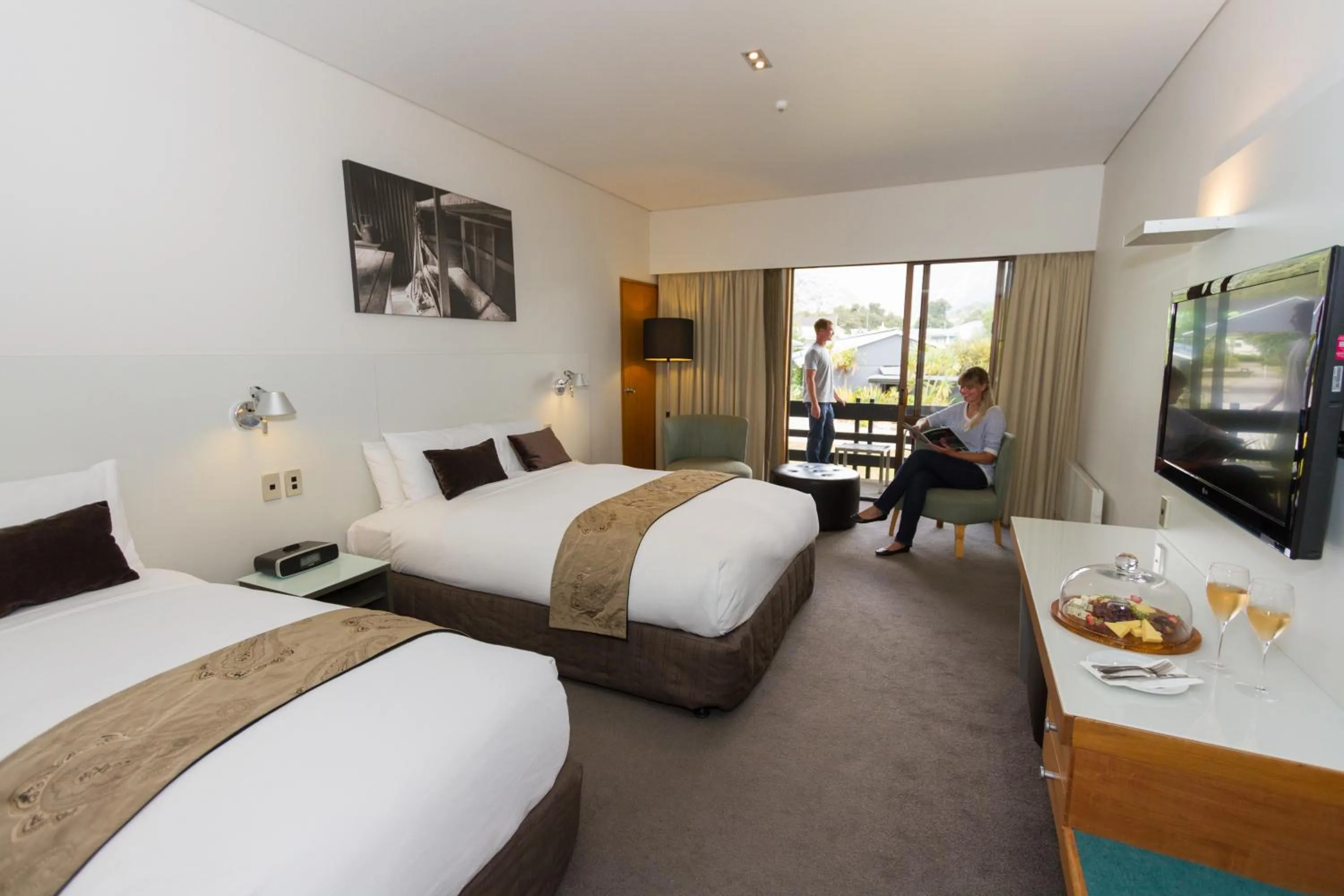 Bedroom, Bed in Scenic Hotel Franz Josef Glacier