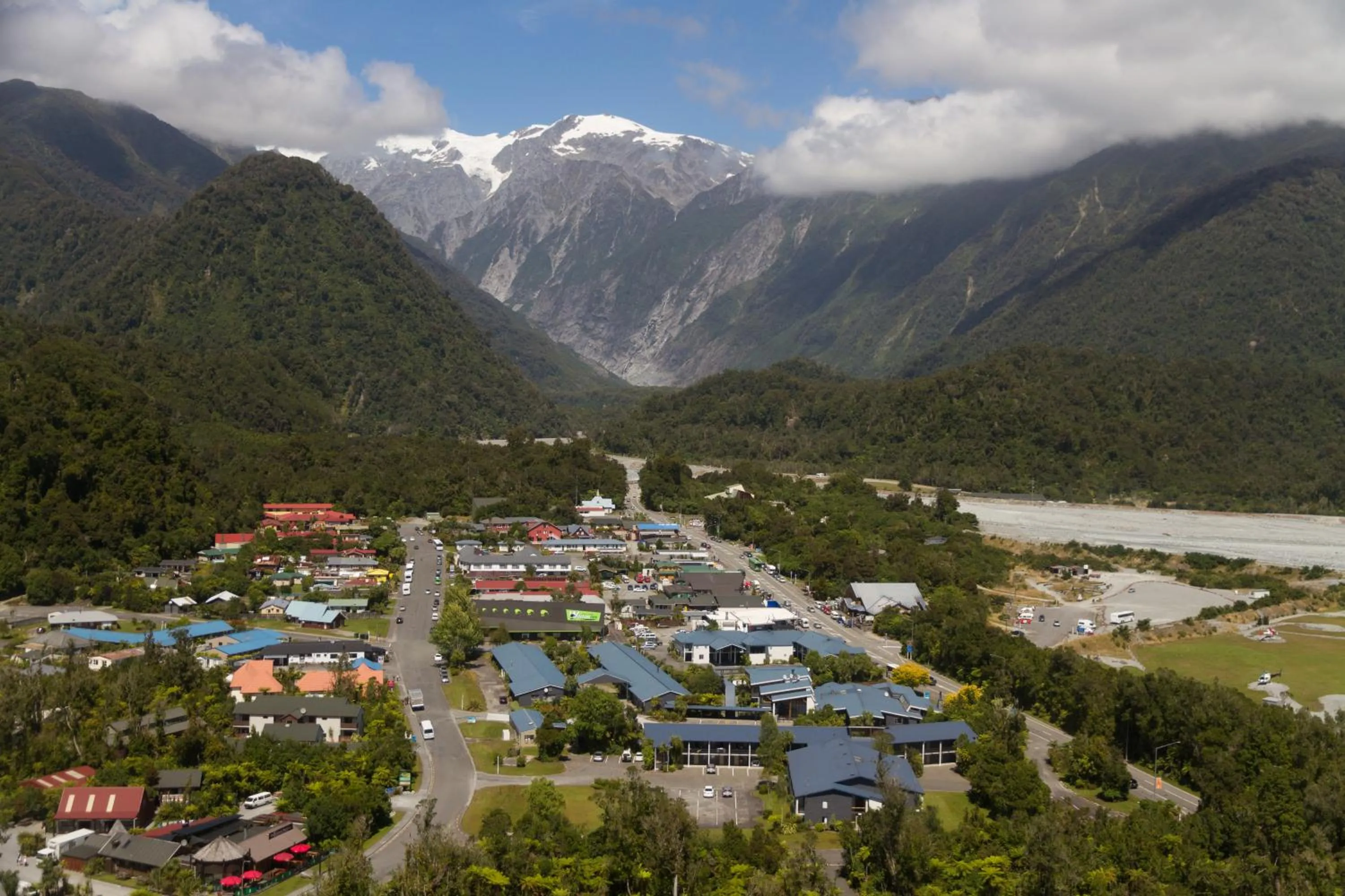 Natural landscape in Scenic Hotel Franz Josef Glacier