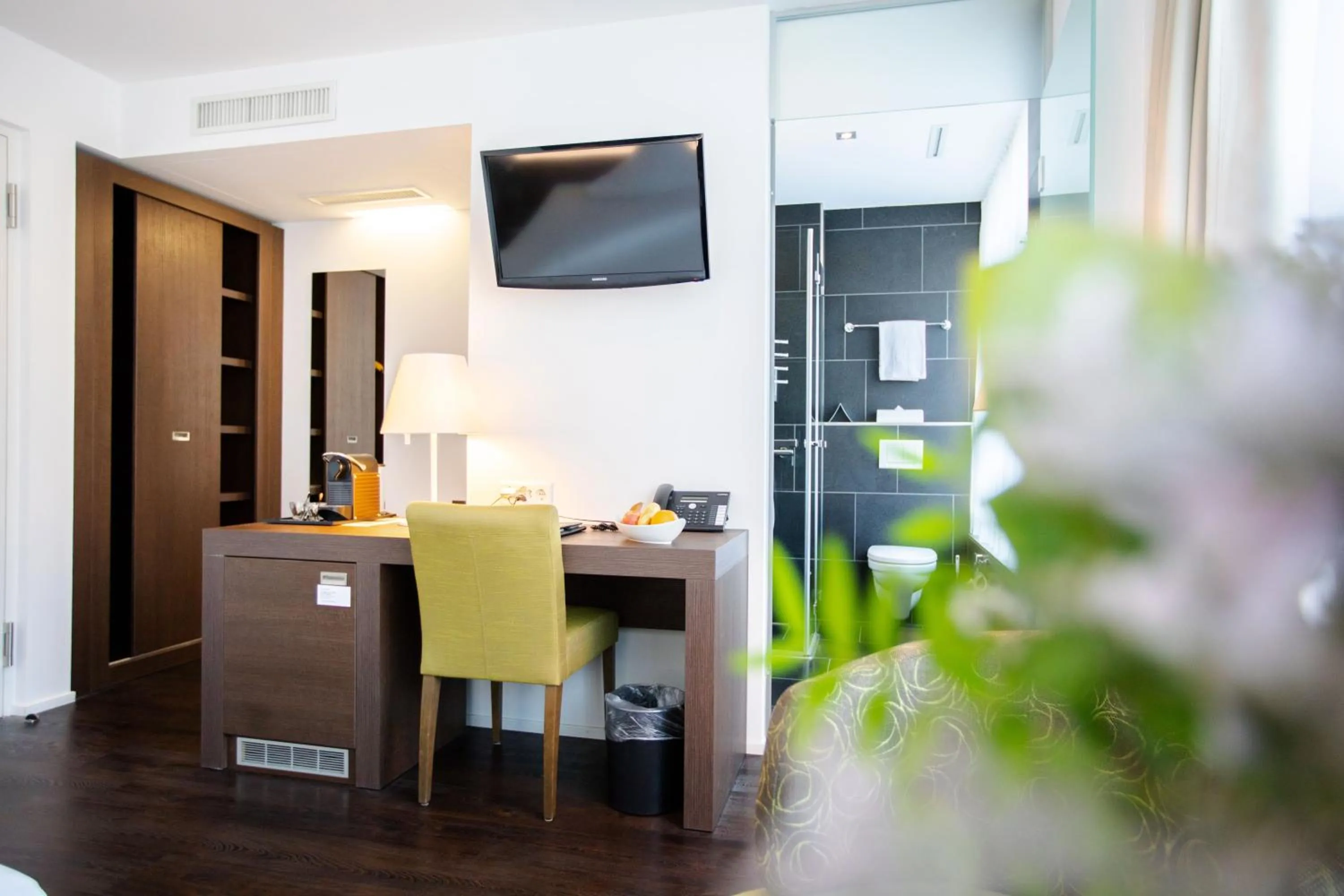 Seating area in Mercure Chur City West