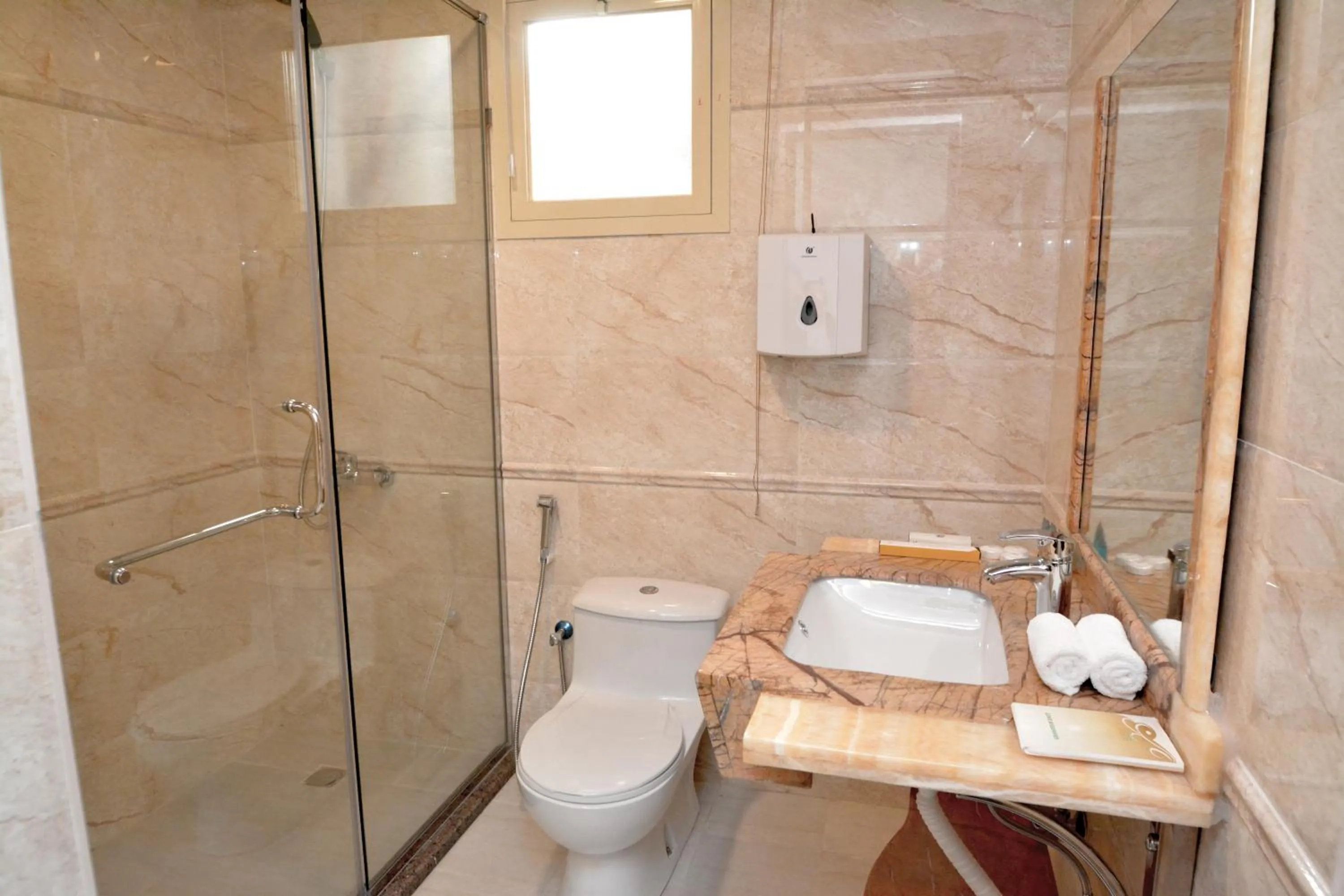 BBQ facilities in Grandeur East فخامة الشرق للشقق المخدومة