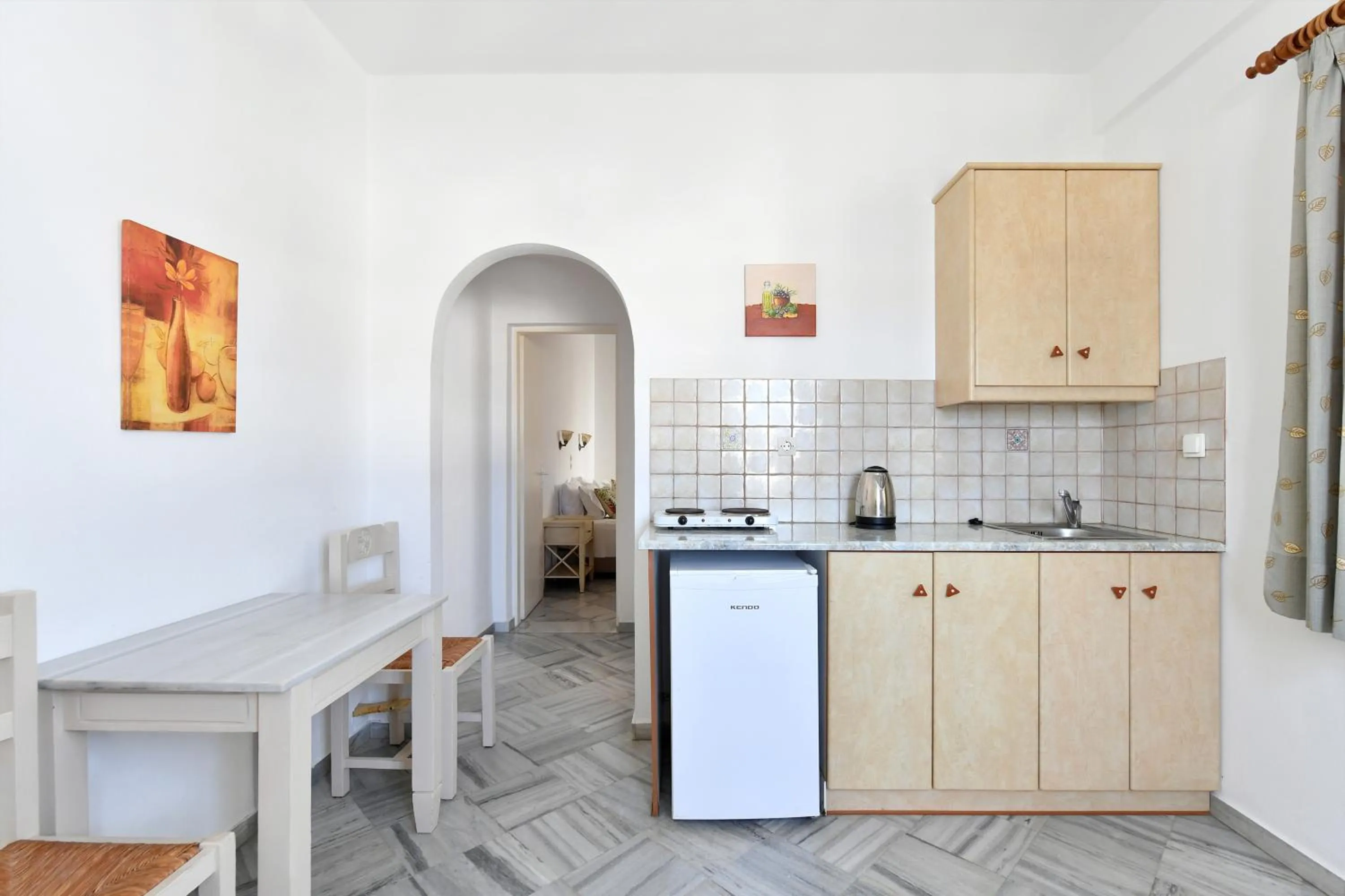 Hara Studios and Apartments