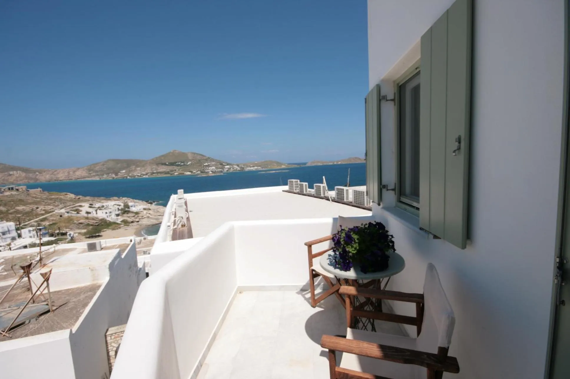 Hara Studios and Apartments